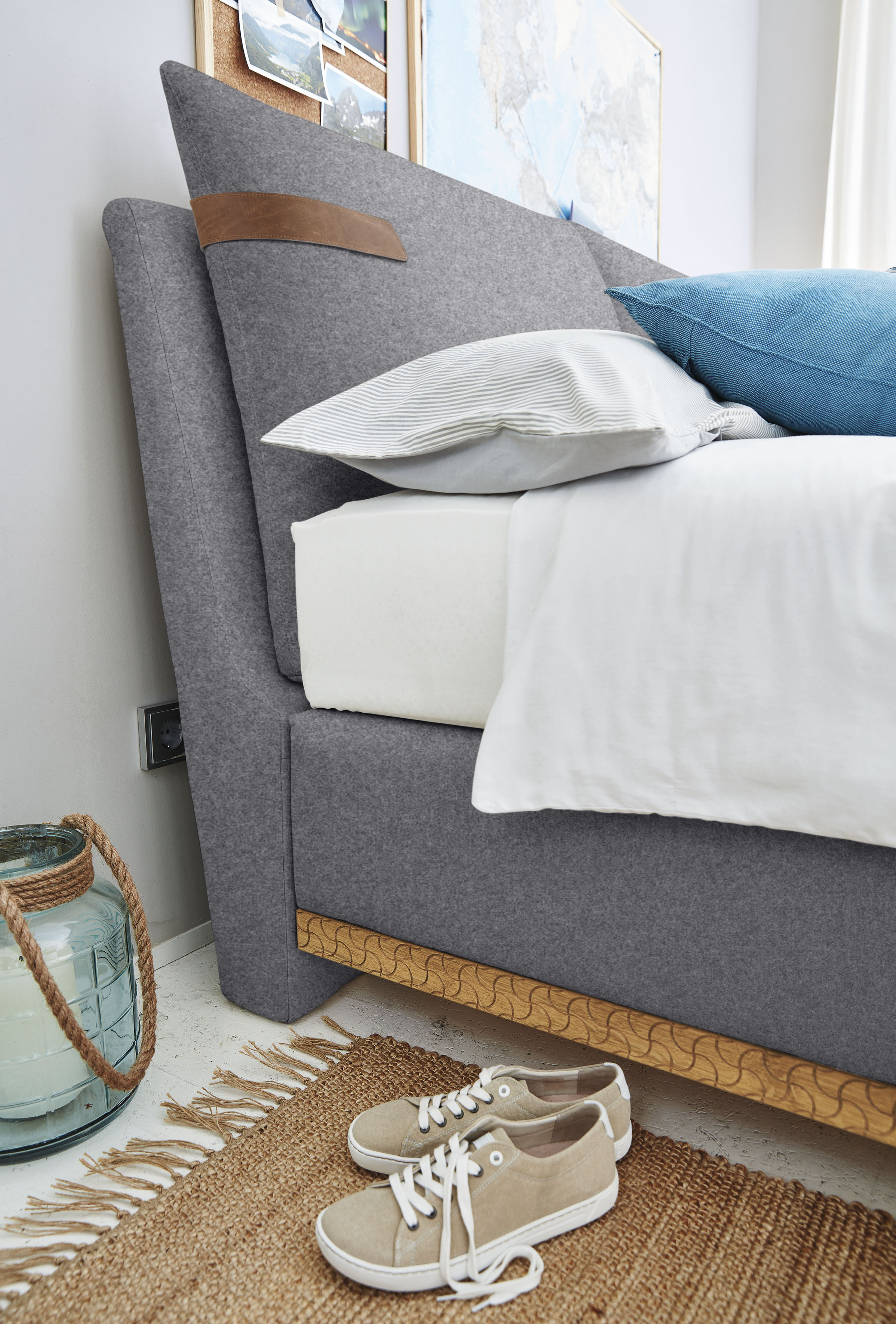 Thumbnail - Birkenstock Boxspringbett "Montreal", Kopfteil in Kissenoptik, Lederlaschen, unterschiedliche Ausführungen