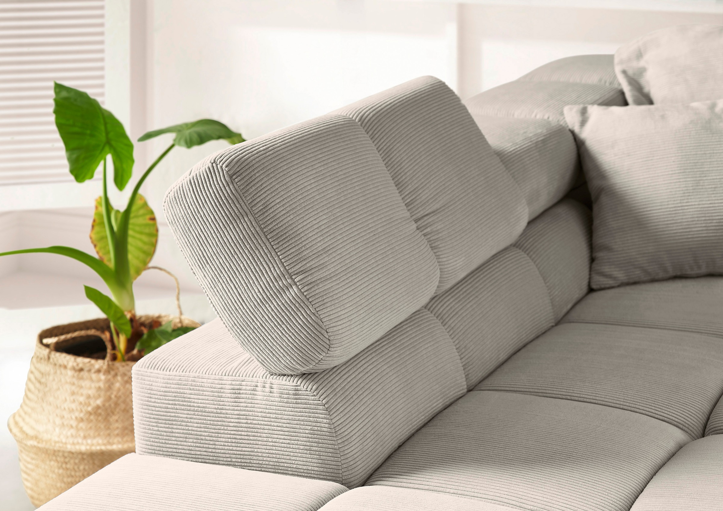 INOSIGN Ecksofa »Ancona incl. Kopfteilverstellung, OTTOs Choice, Breite 319cm, L-Form«, wahlweise motorische Sitztiefenverstellung, auch in Cord + Easy Care
