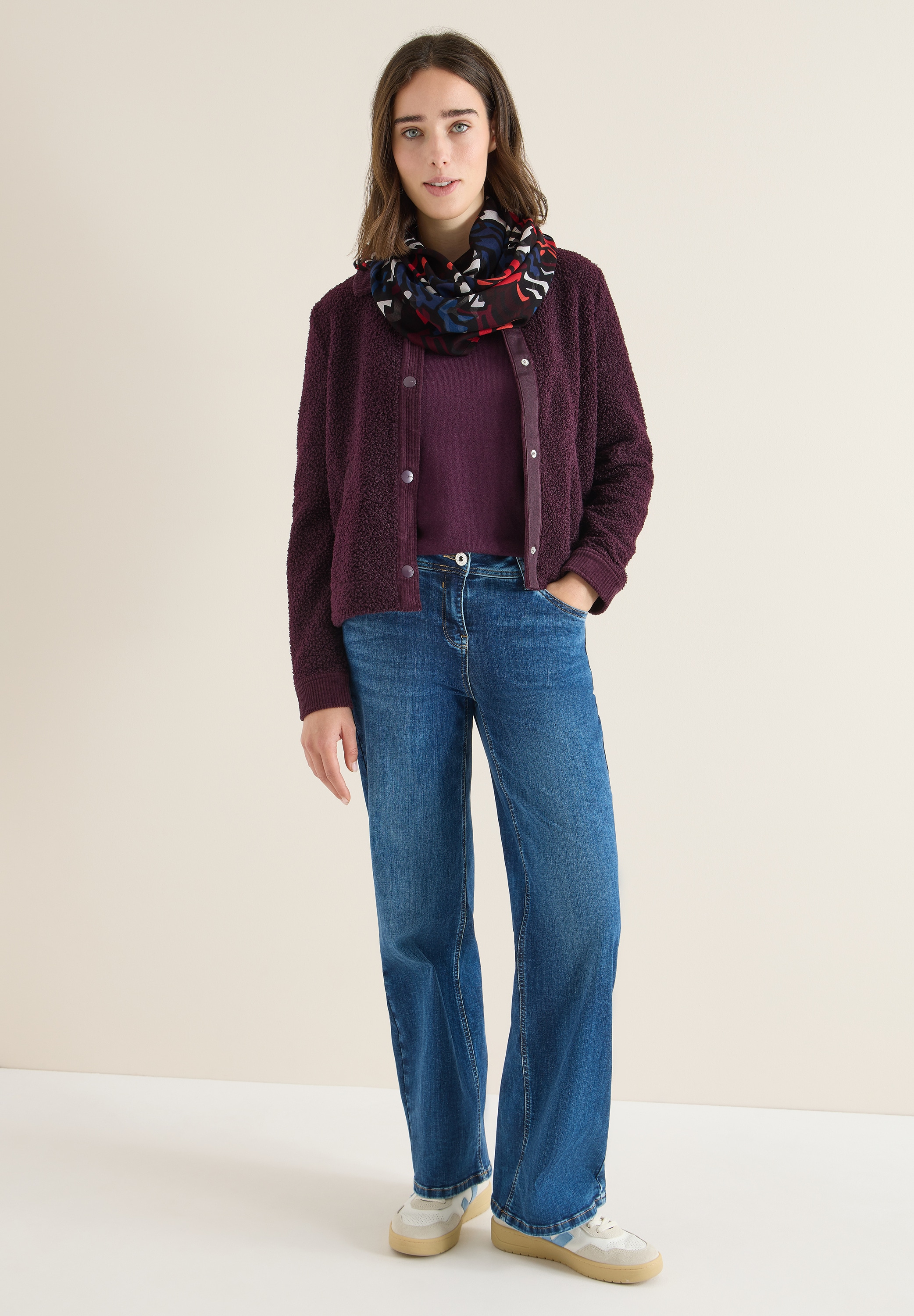 Cecil Loop mit grafischem Muster