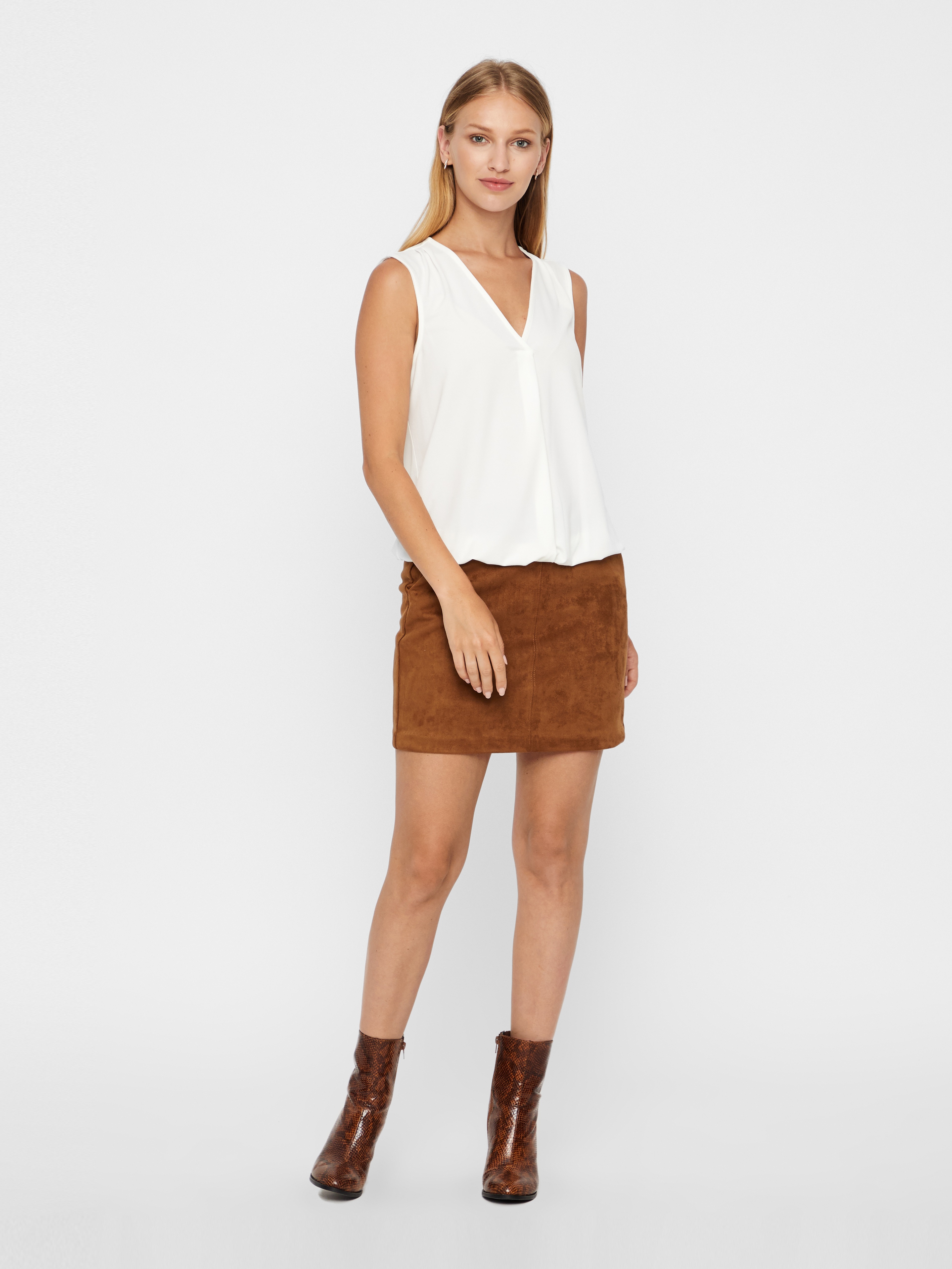 Thumbnail - Vero Moda Lederimitatrock "VMDONNADINA FAUXSUEDE SHORT SKIRT"