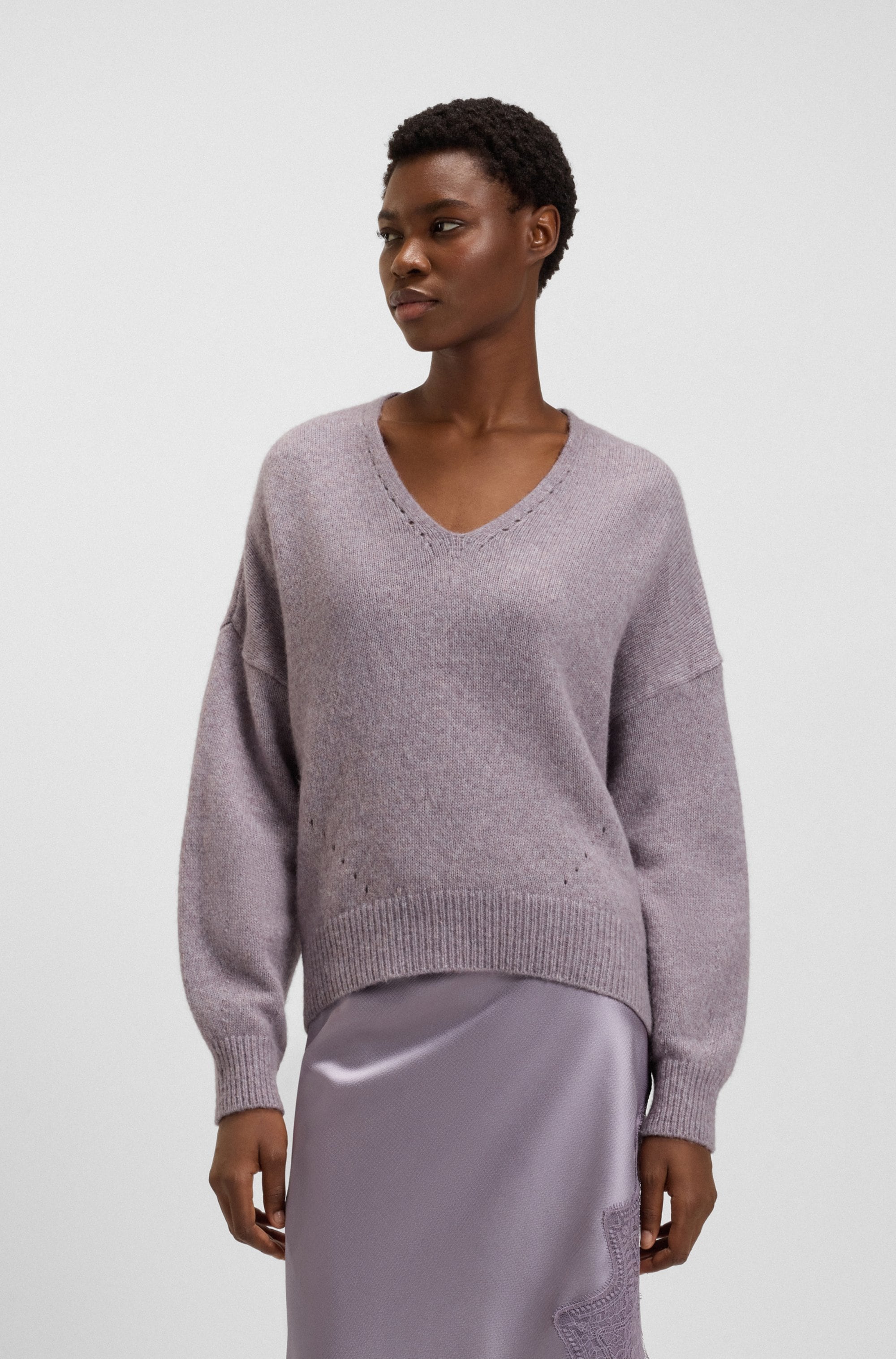 BOSS ORANGE Strickpullover "Fondyssa Premium Damenmode", im Relaxed Fit, V- günstig online kaufen