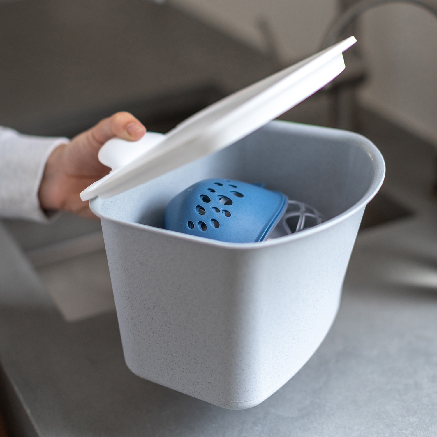 KOZIOL Biomülleimer »BIBO«, 1 Behälter, 100% recycelbar. Melaminfrei, made in Germany