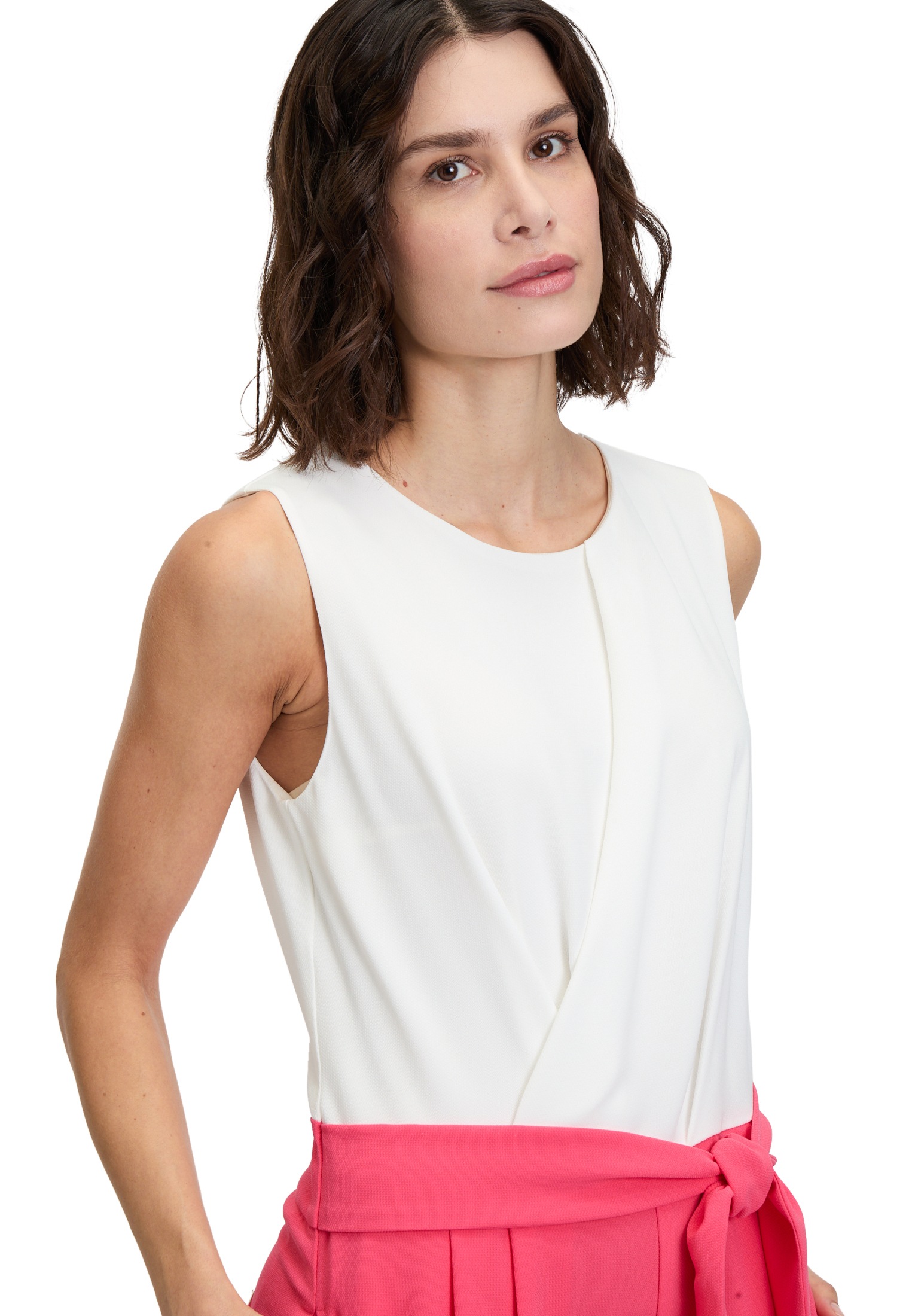 Betty&Co Overall »Betty & Co Jumpsuit ohne Arm«, (1 tlg.), Falten