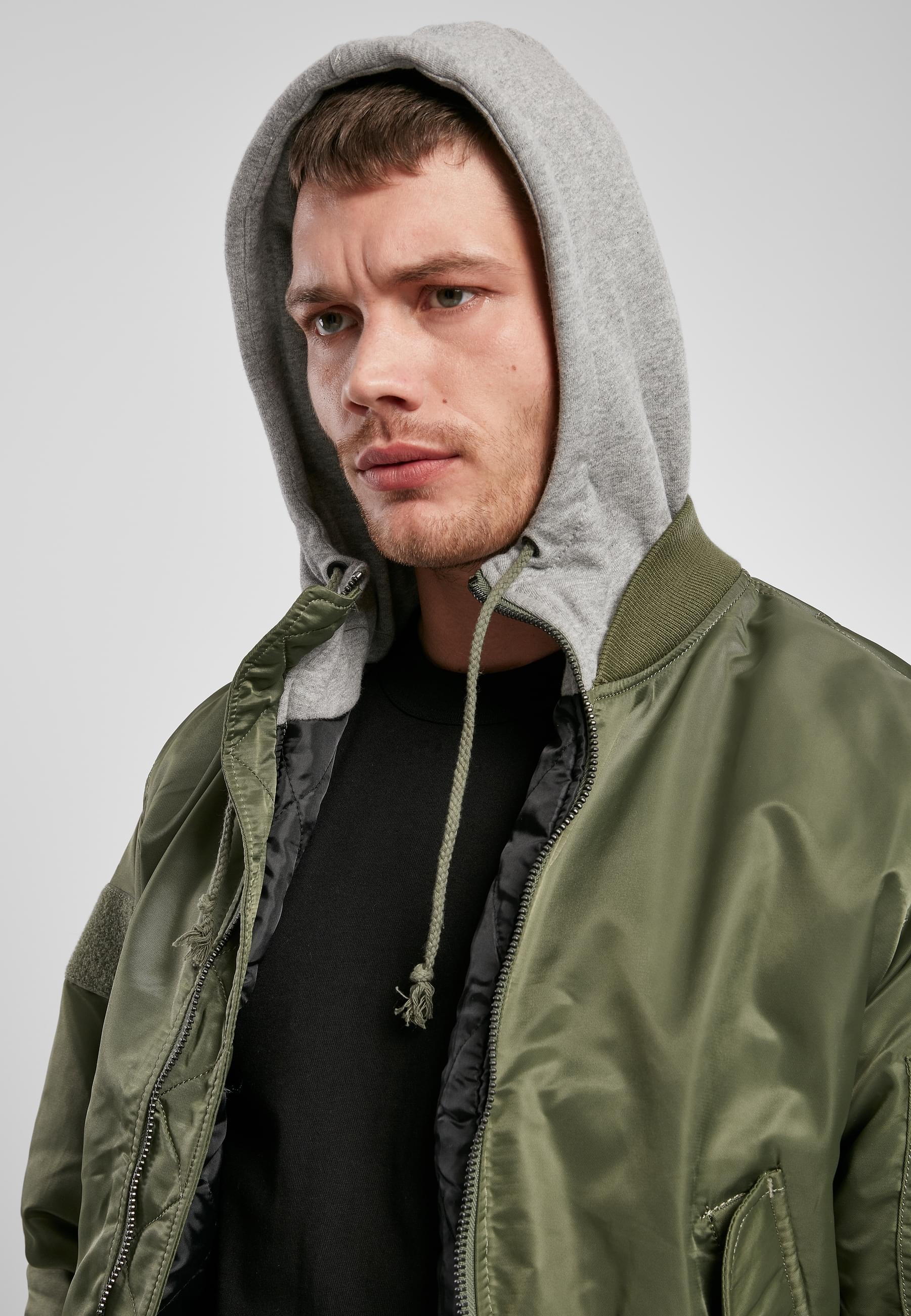 Brandit Anorak »Brandit Herren Hooded MA1 Bomber Jacket«, (1 St.), mit Kapuze