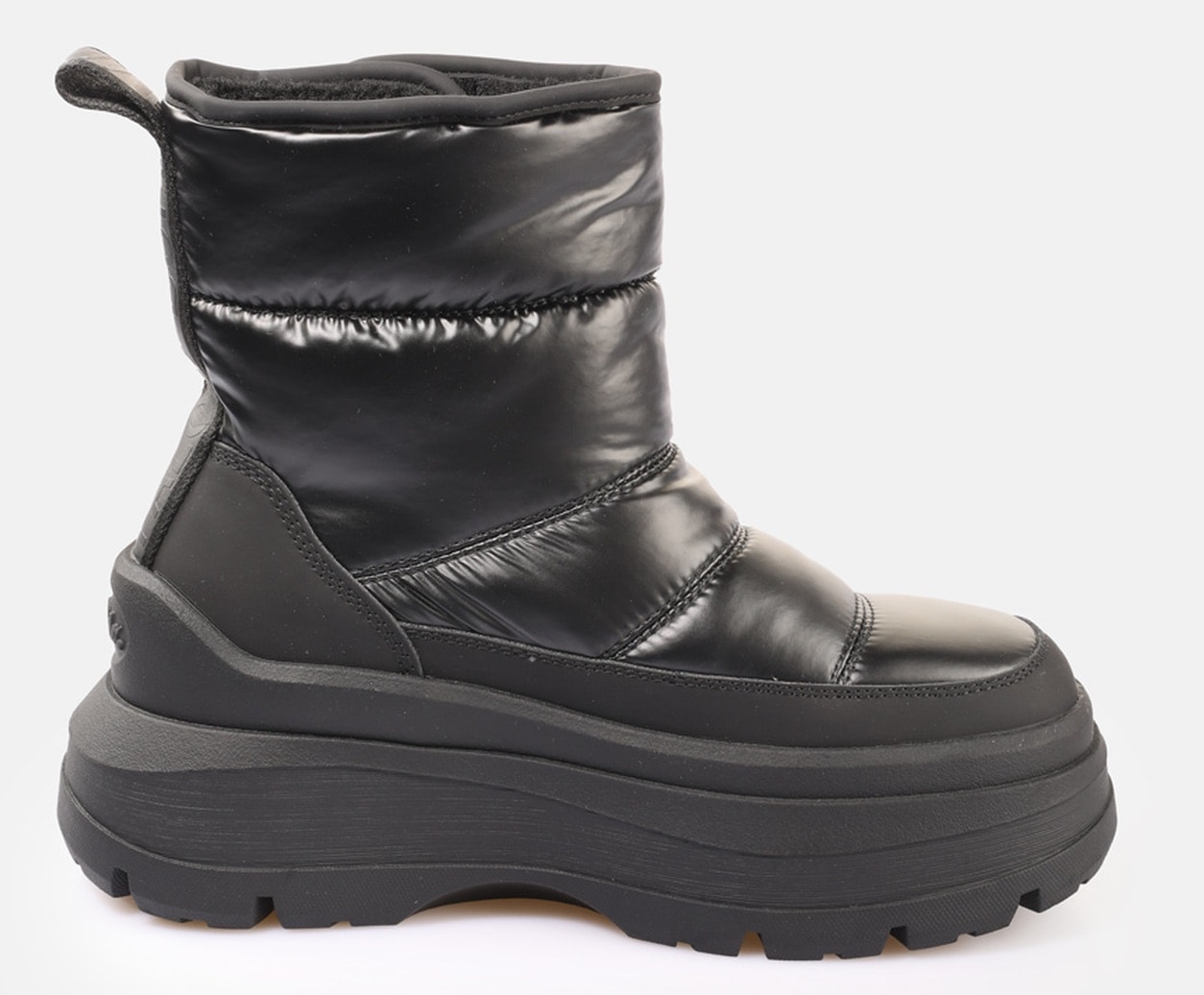 Buffalo Winterboots »OLYMPIA VELBOOT QUILT VEGAN«  Snowboots, Schneestiefelette, Plateauboots mit Logoschriftzug