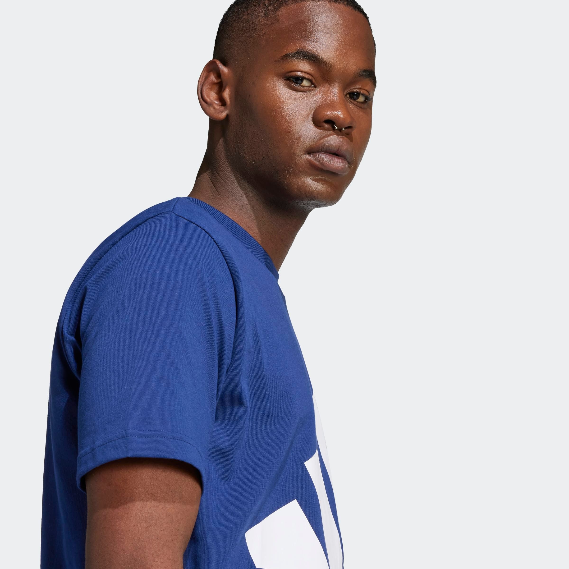 Adidas Essentials Big Logo T-Shirt Dunkelblau/Weiß XL 3