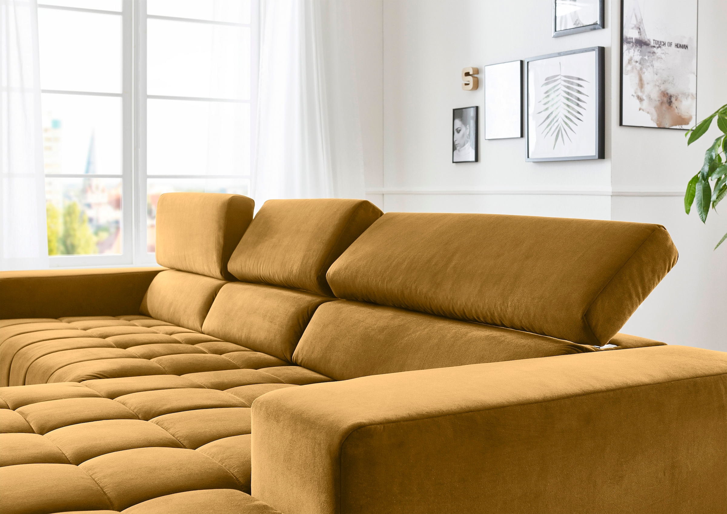 Thumbnail - Die PlanBar Ecksofa "MP-IN15053 L-Form extra breiter Schenkel", mit Kopfteilverstellung, wahlweise mit manueller Vorzieh...