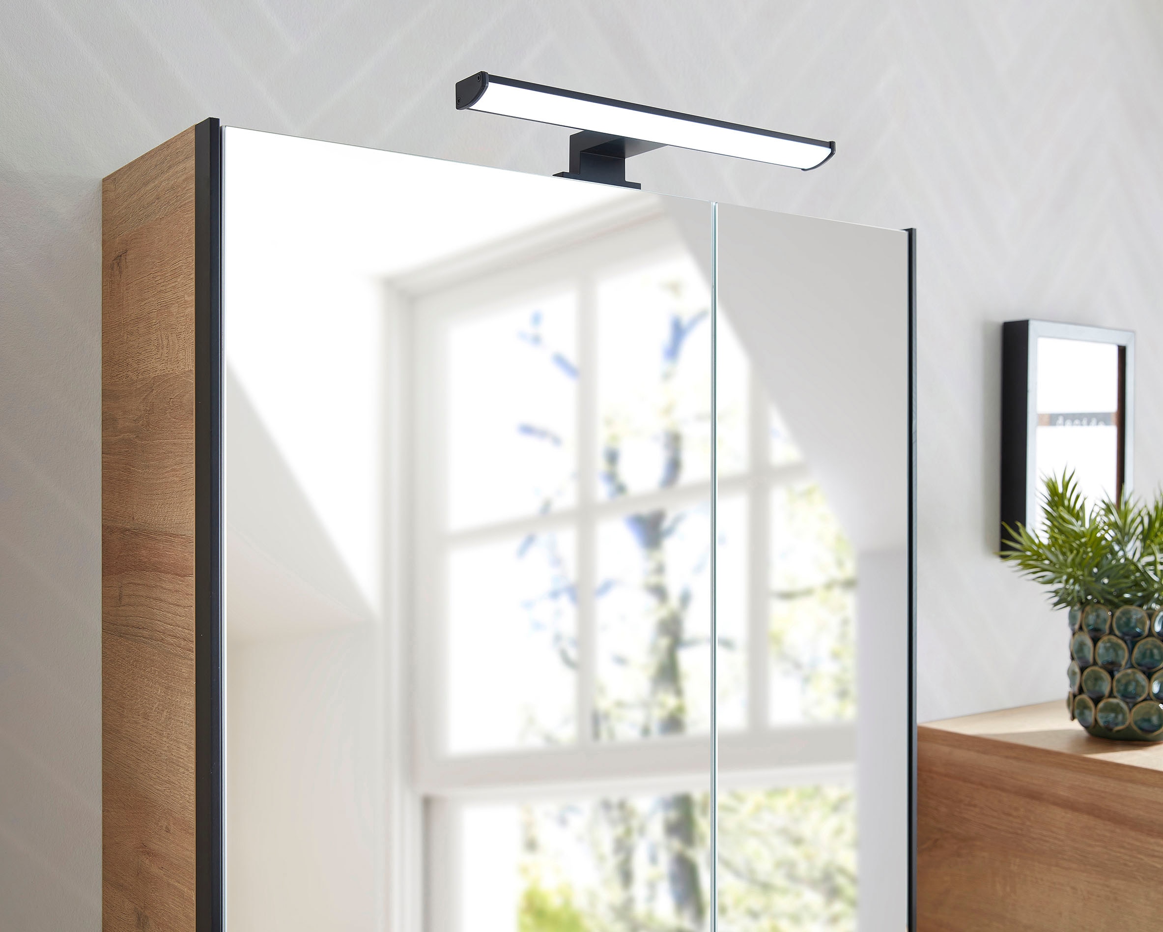 Saphir Badmöbel-Set »Quickset 395 5-teilig, Waschbeckenunterschrank mit LED-Spiegelschrank«, (5 St.), Unterschrank, Hängeschrank, Midischrank, inkl. Türdämpfer, 7 Türen