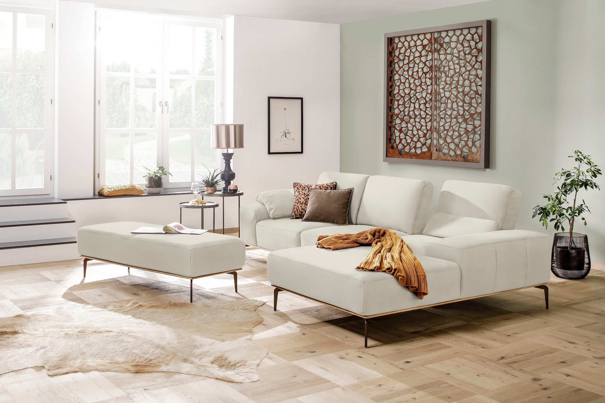 W.SCHILLIG Ecksofa »run, Designsofa mit tollem Sitzkomfort, L-Form«, mit Holzsockel, Füße in Bronze pulverbeschichtet, Breite 299 cm