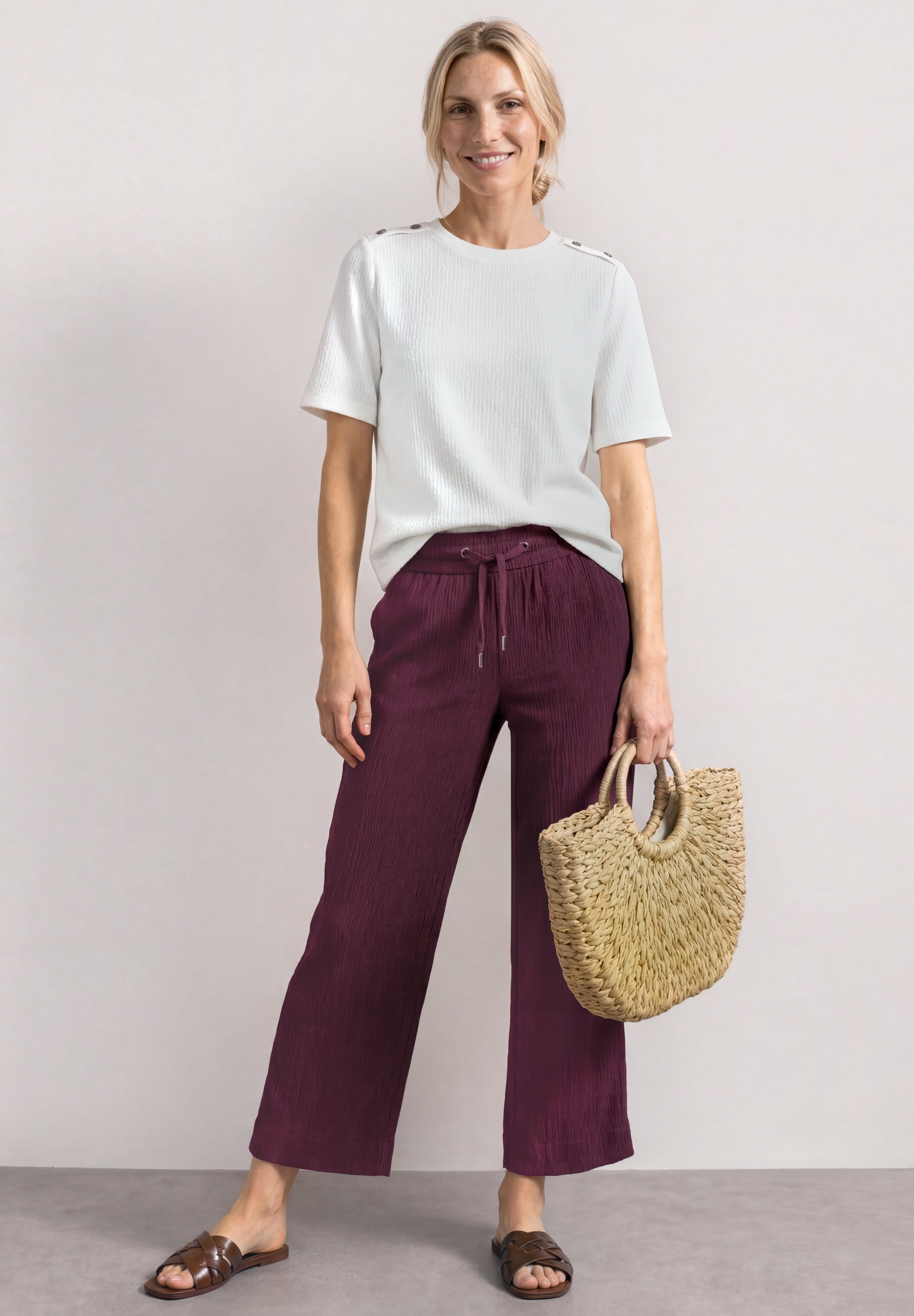 STREET ONE 7/8-Hose »Style Emee«  Angenehmer Viskosemix mit feiner Struktur