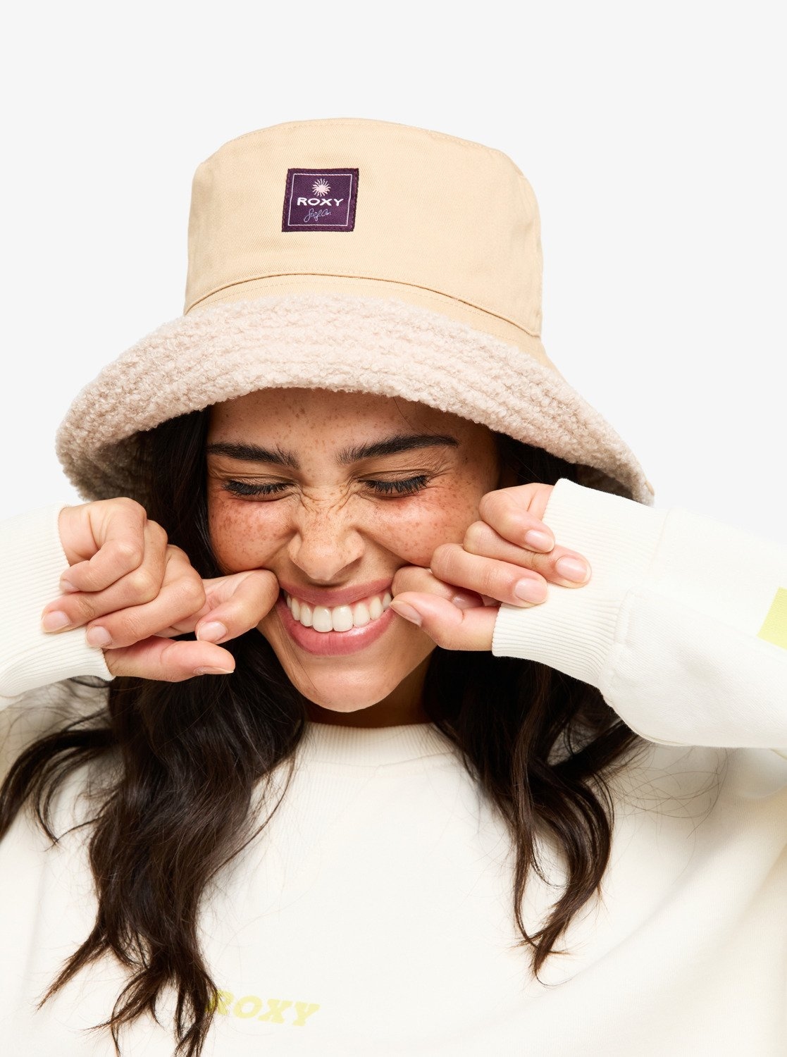 Roxy Fischerhut »WINTER WHIRL HAT« sportlicher Fischerhut, für Wintermode und Sportmode, aus Polyester
