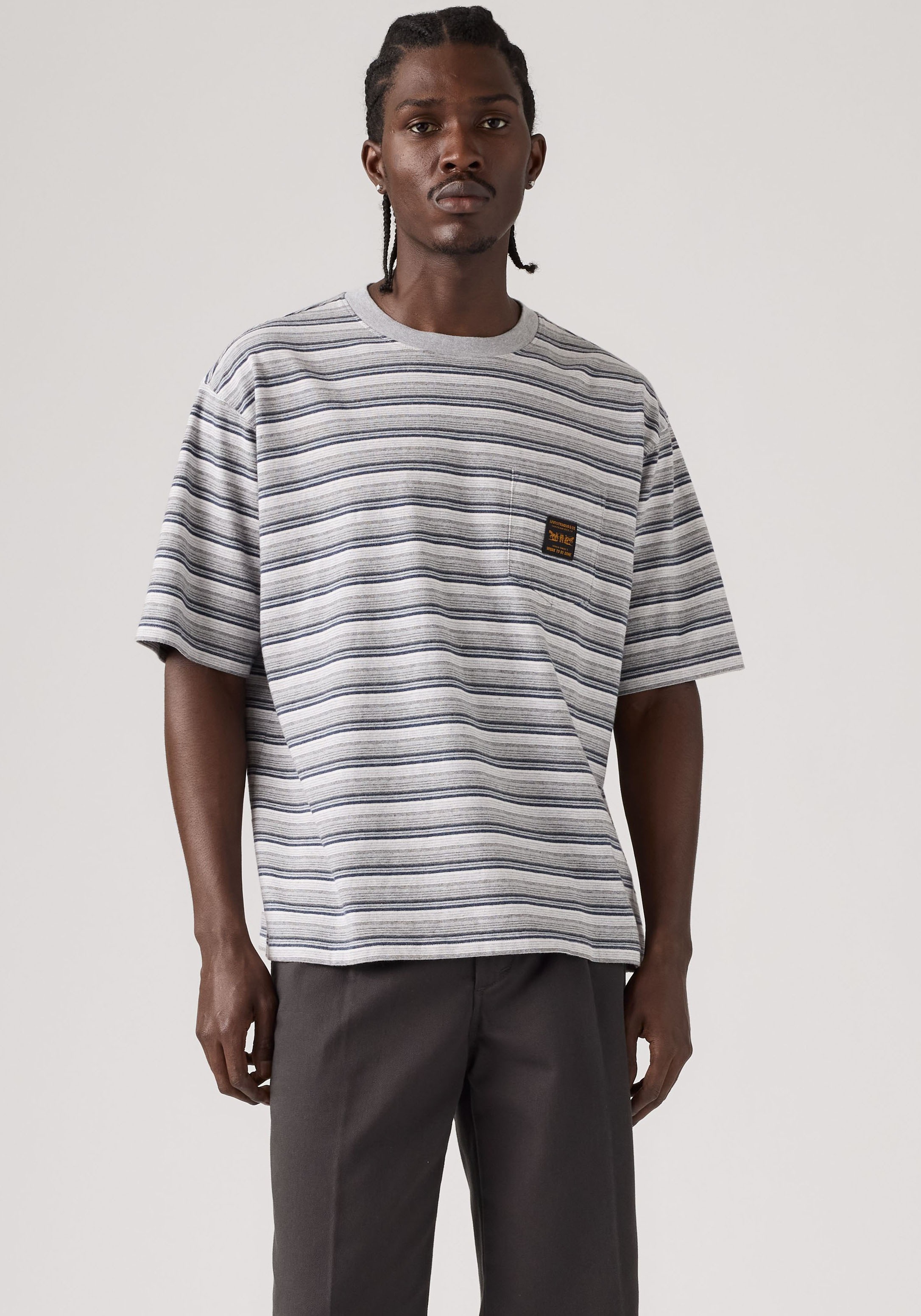 Levi's® T-Shirt »SS WORKWEAR PKT TEE« mit Brusttasche