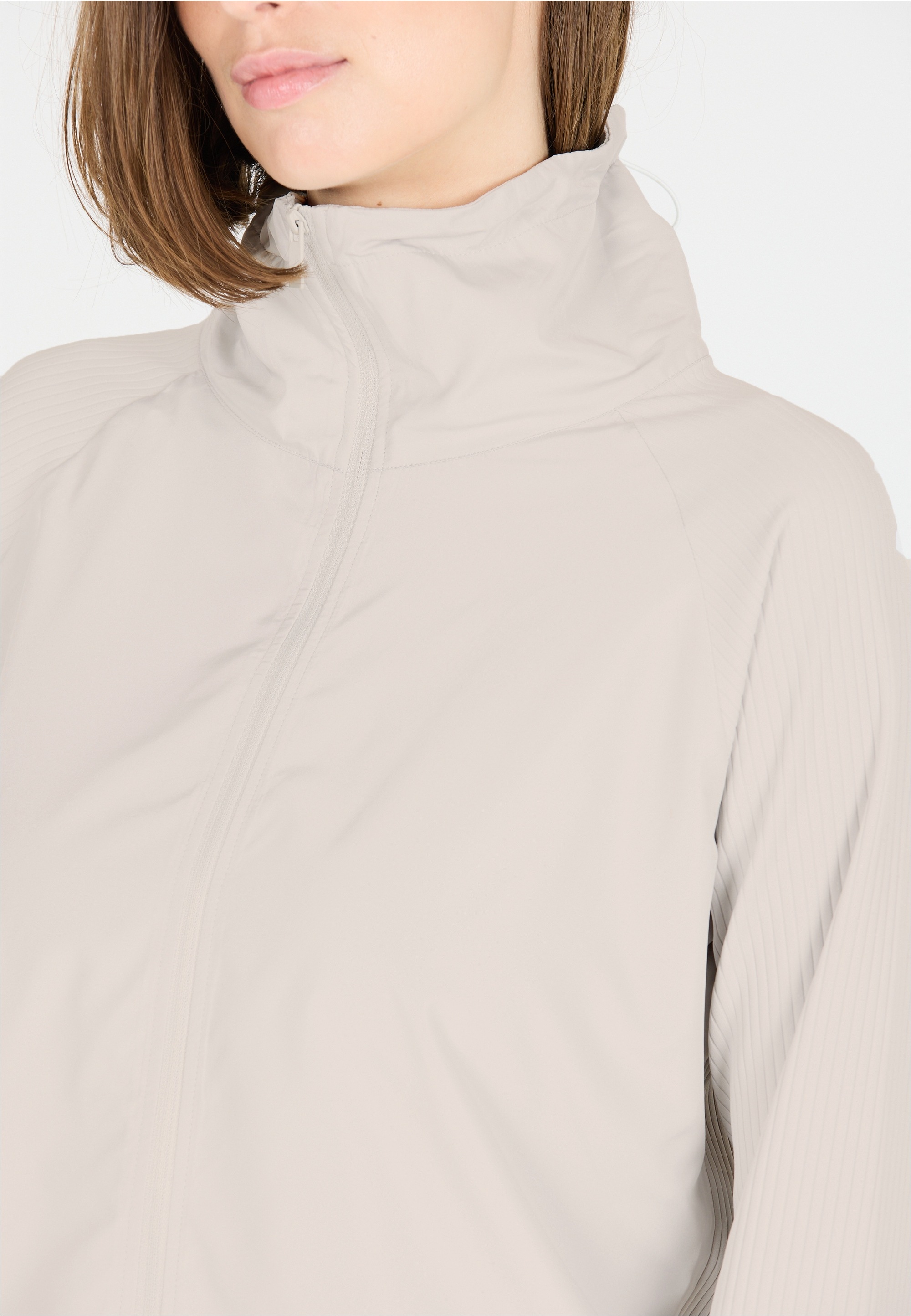 ATHLECIA Outdoorjacke »Aiana«, in atmungsaktiver Stretch-Qualität
