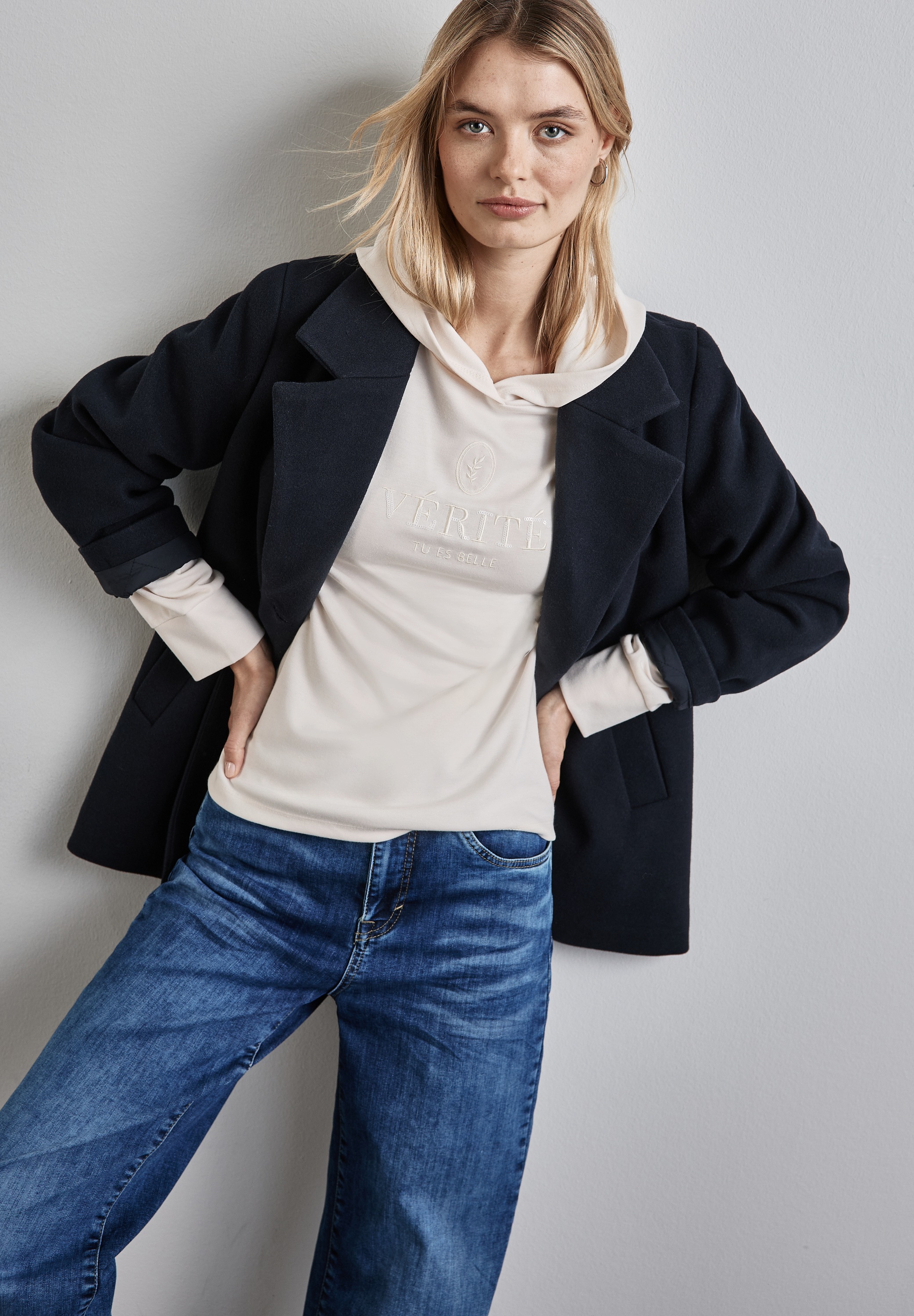 STREET ONE Kapuzenshirt mit Wording günstig online kaufen