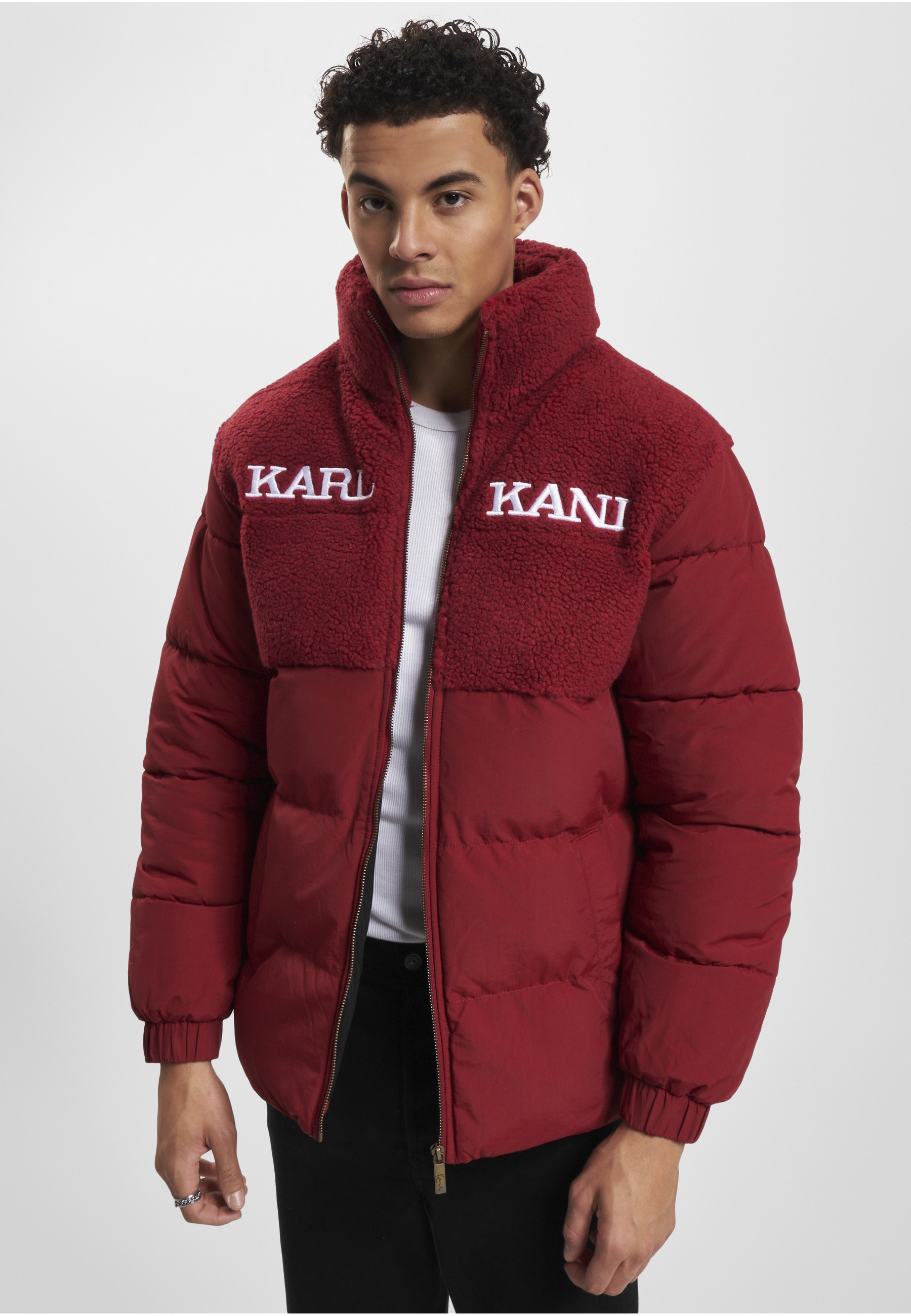Thumbnail - Karl Kani Allwetterjacke "Karl Kani Herren KM234-011-1 KK Retro Teddy Puffer Jacket" 1 Stk. tlg. ohne Kapuze
