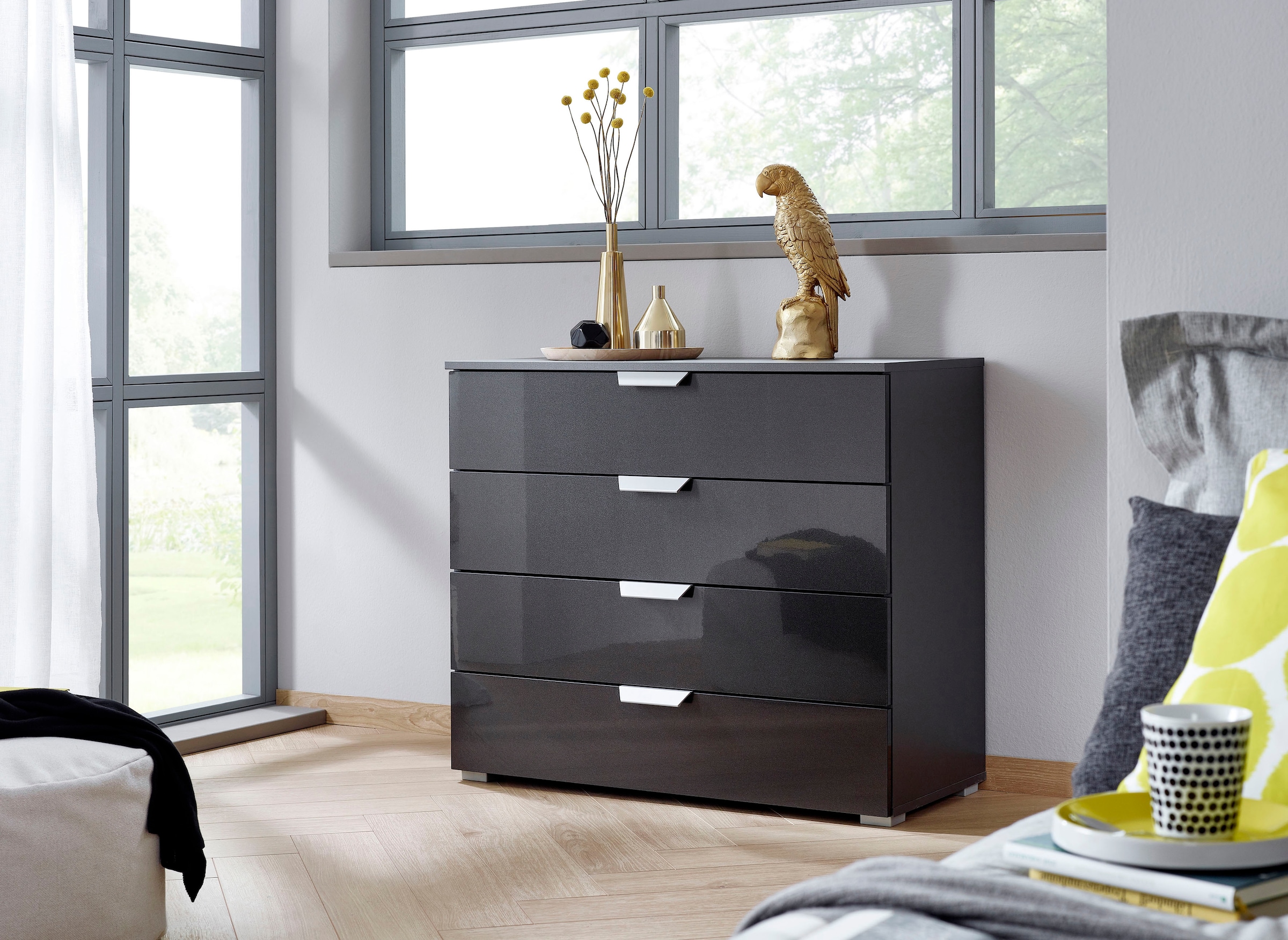 rauch Schubkastenkommode "Sideboard Schubladenkommode ORIAS mit Dekor- oder Hochglanzfront", mit 4 Schubkästen und 2 Tür