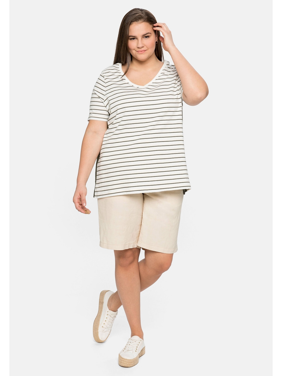 weichem Größen«, online BAUR Sheego »Große bestellen | Jersey mit aus V-Ausschnitt, T-Shirt