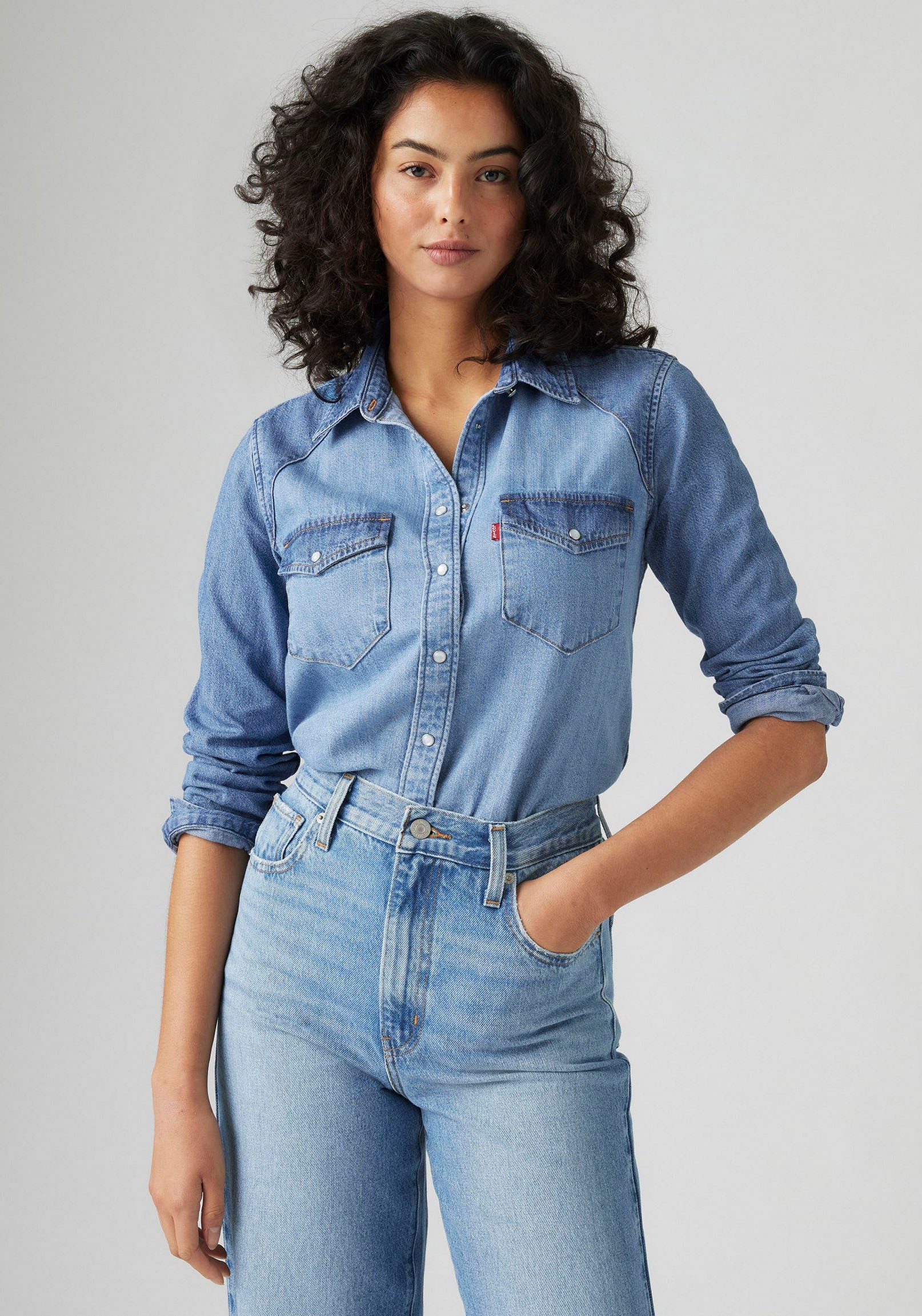 Levi's® Jeansbluse »ESSENTIAL WESTERN«, mit Brusttaschen mit Druckknöpfen