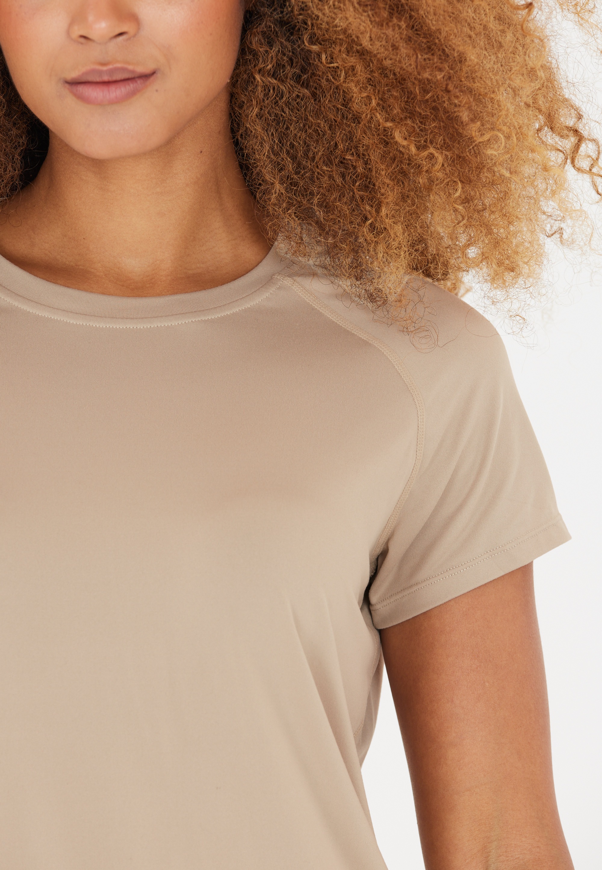 ATHLECIA Funktionsshirt »Gaina«, (1 tlg.), mit atmungsaktiven Fasern