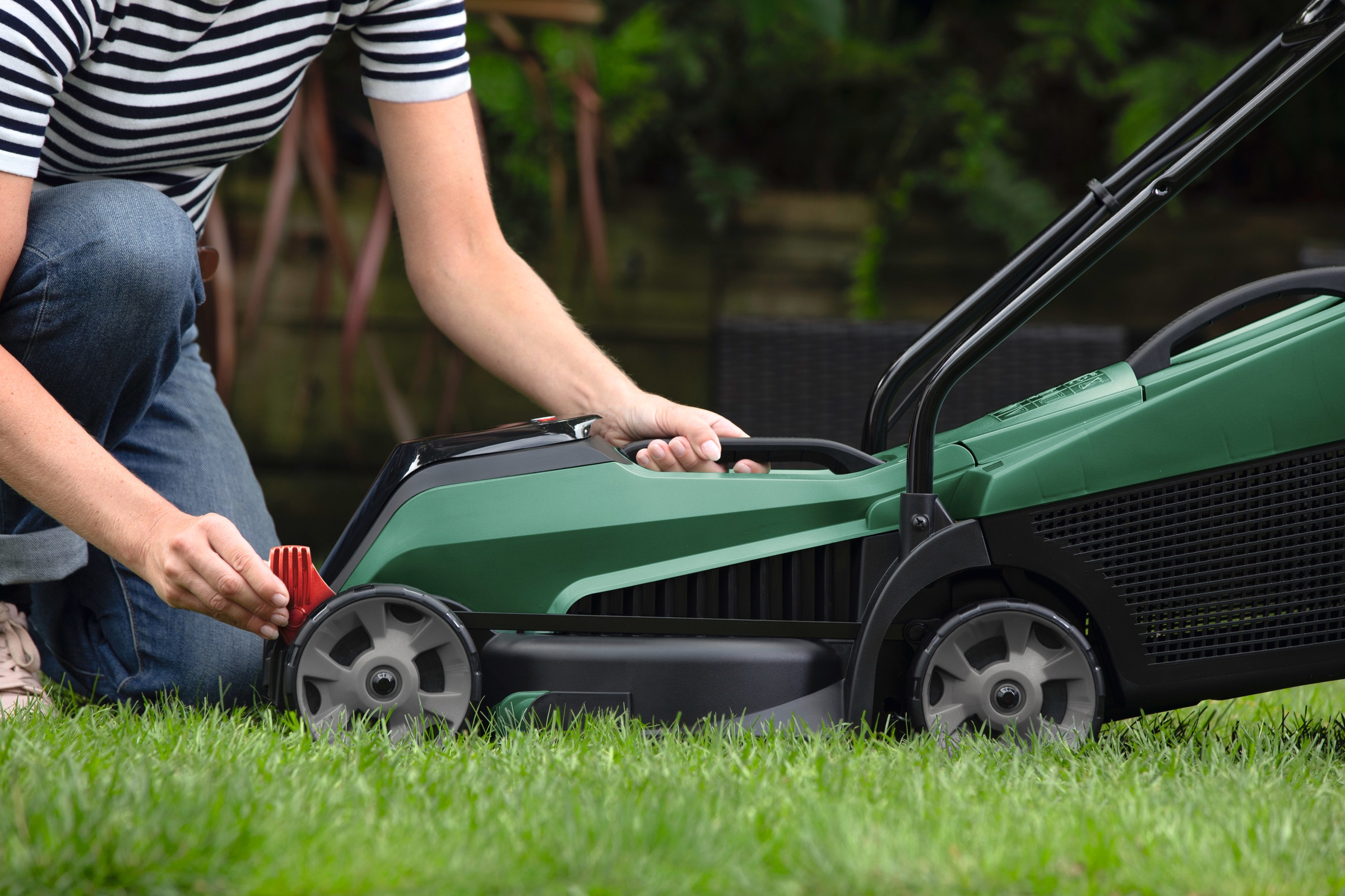 Bosch Home & Garden Akkurasenmäher »CityMower 18V 32«, mit Akku 18V/4,0 Ah und Ladegerät