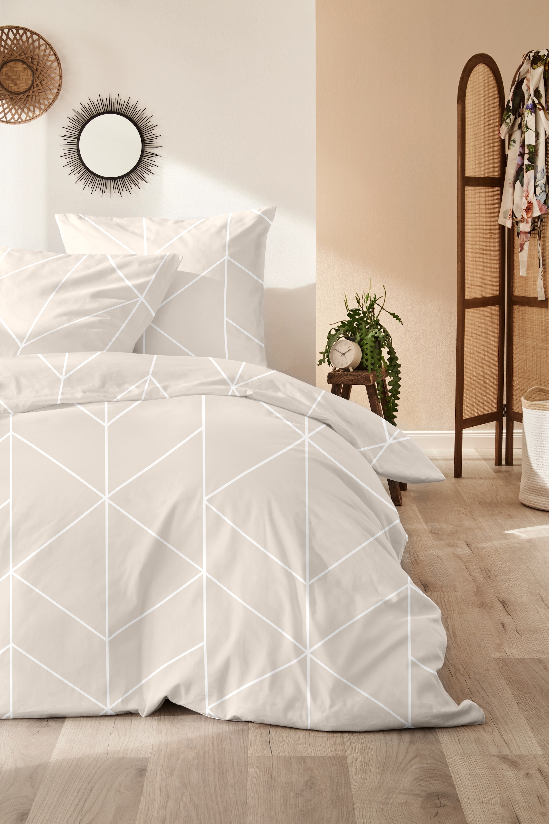 Primera Bettwäsche »Mako-Satin-Bettwäsche Golden«, mit denzenten Linien