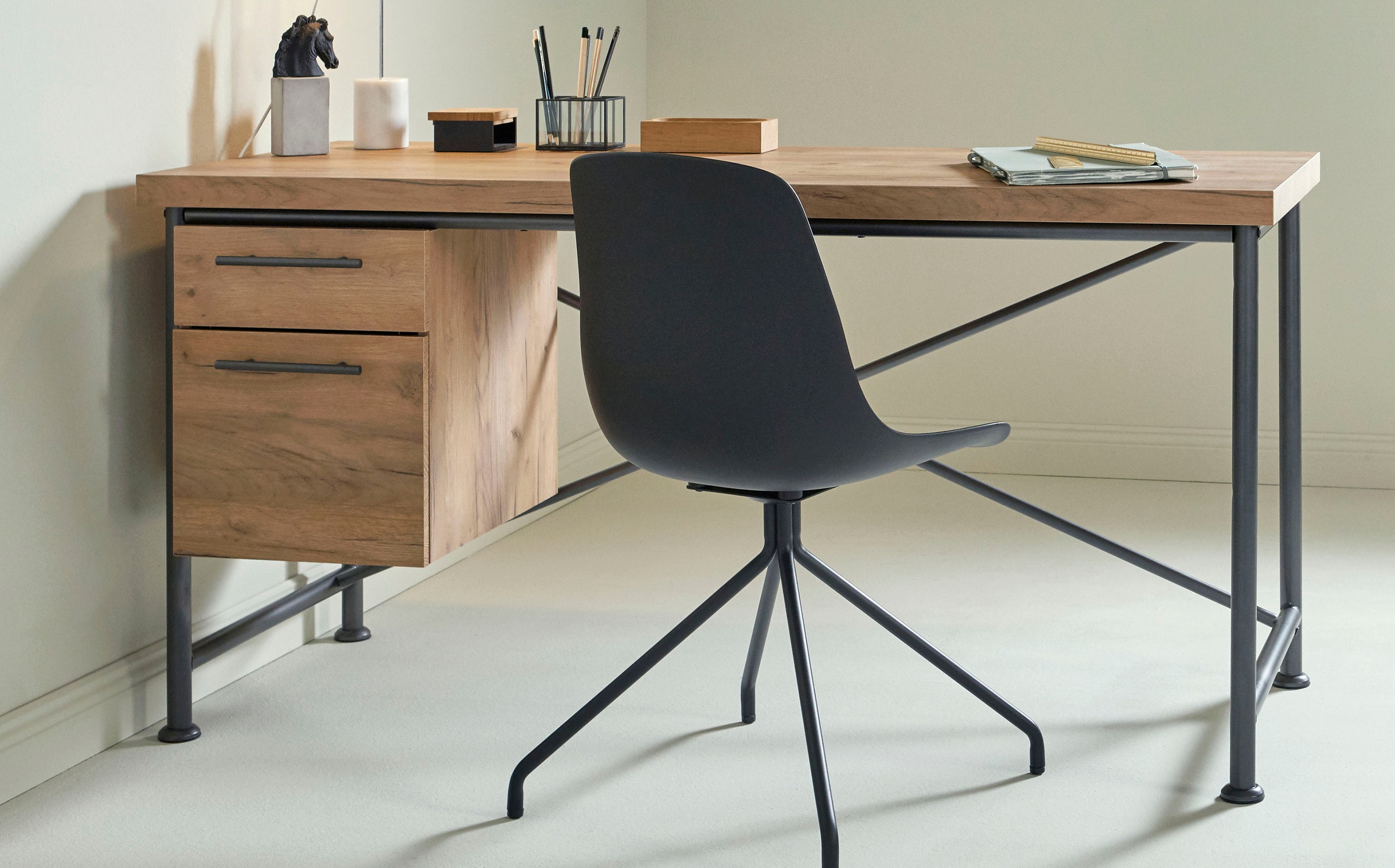 Jahnke Schreibtisch »CRAFT«, Schreibtisch im Industrie-Design, wechselseitig montierbar