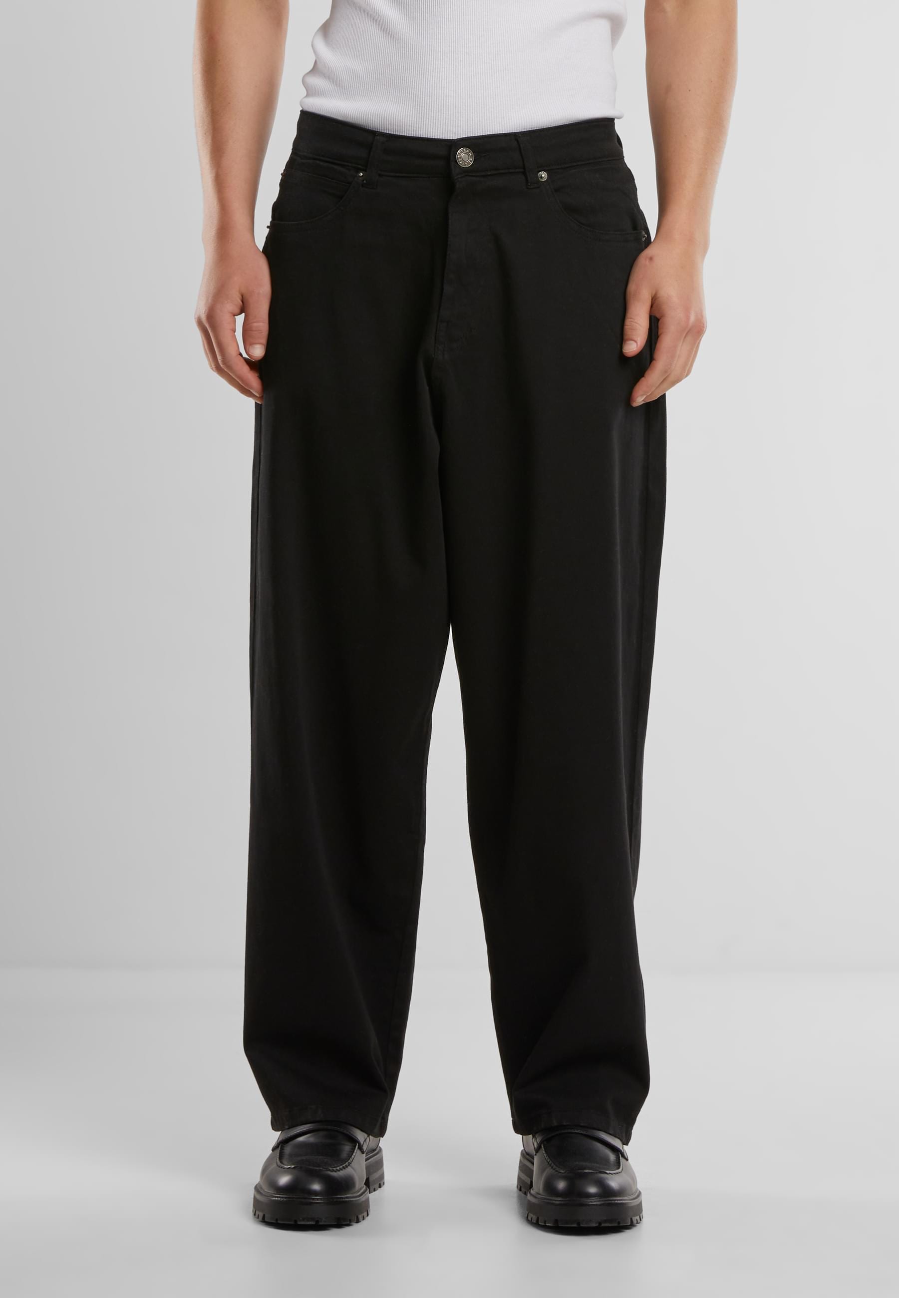 URBAN CLASSICS Stoffhose »Urban Classics Tapered Twill Baggy Pants«, (1 tlg.)