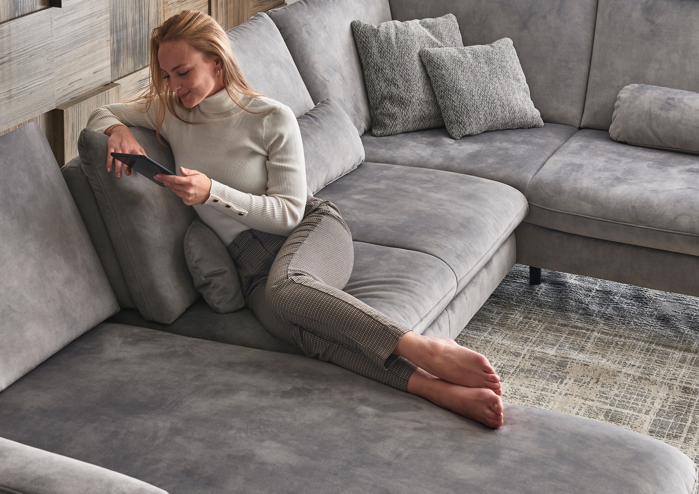 Die PlanBar Wohnlandschaft wahlweise mit Kopfstützen und Sitztiefenverstellung