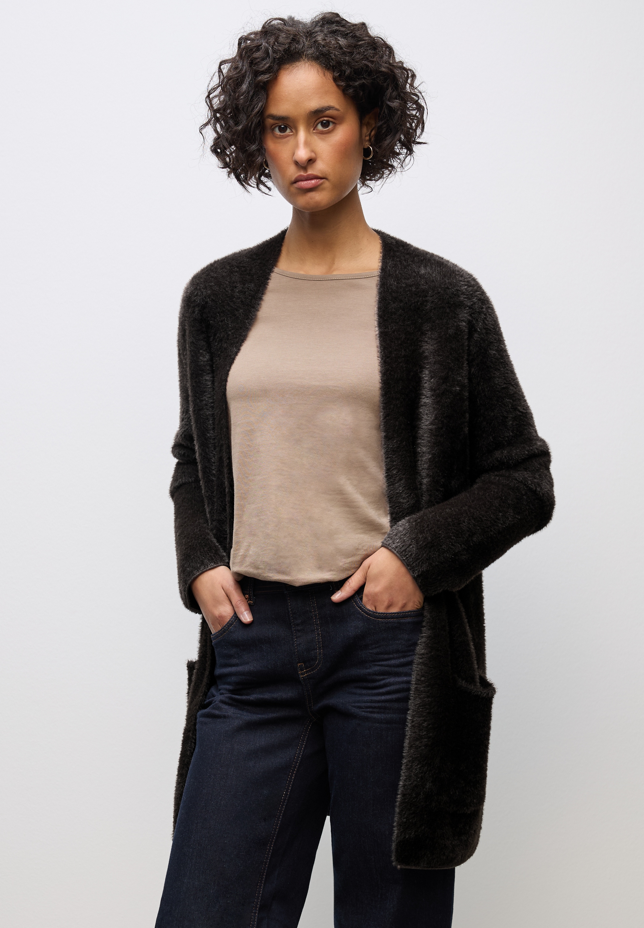 STREET ONE Strickjacke, mit aufgenähten Taschen günstig online kaufen