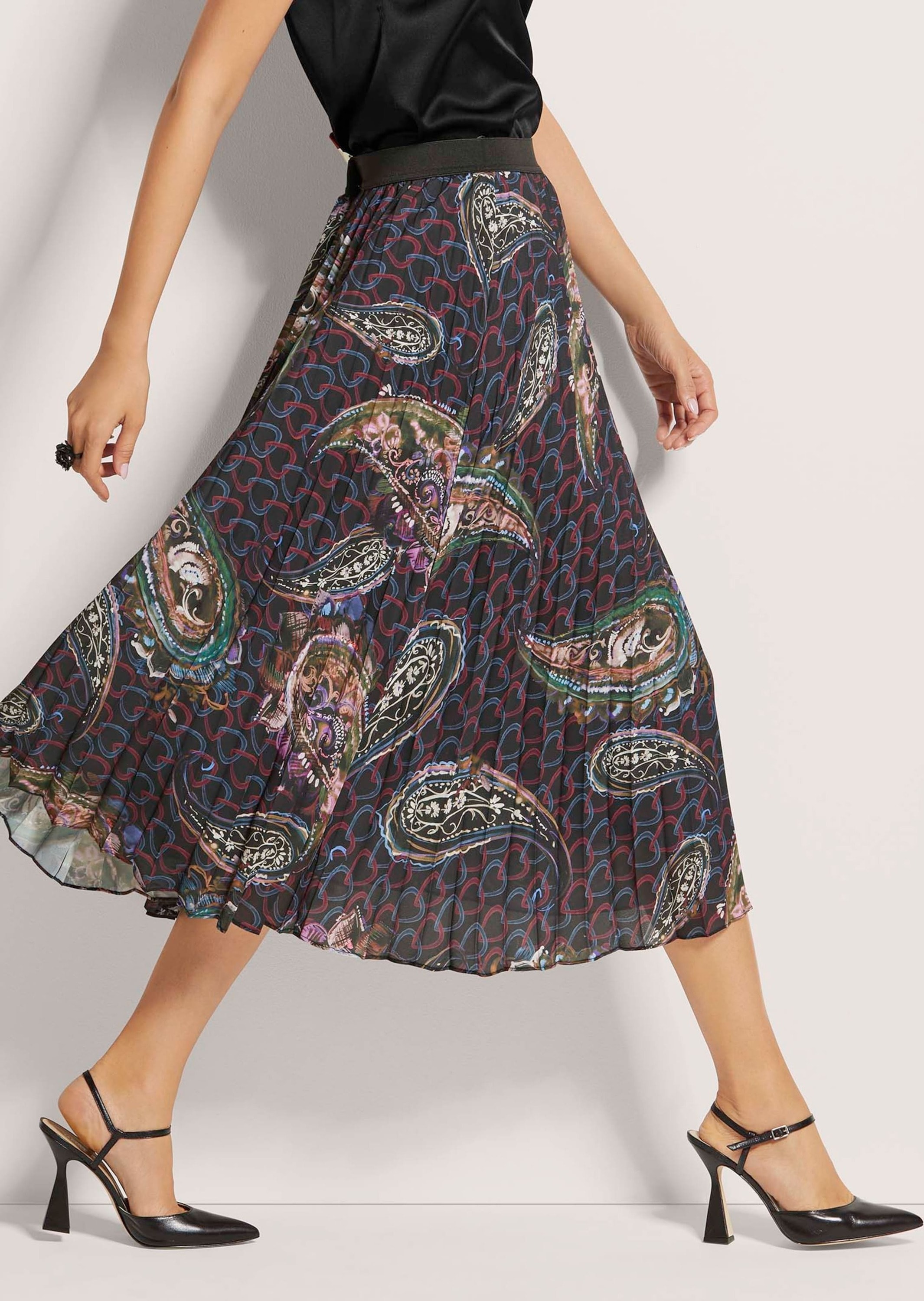 MADELEINE Midirock »Rock Plisseerock mit Paisley-Muster«
