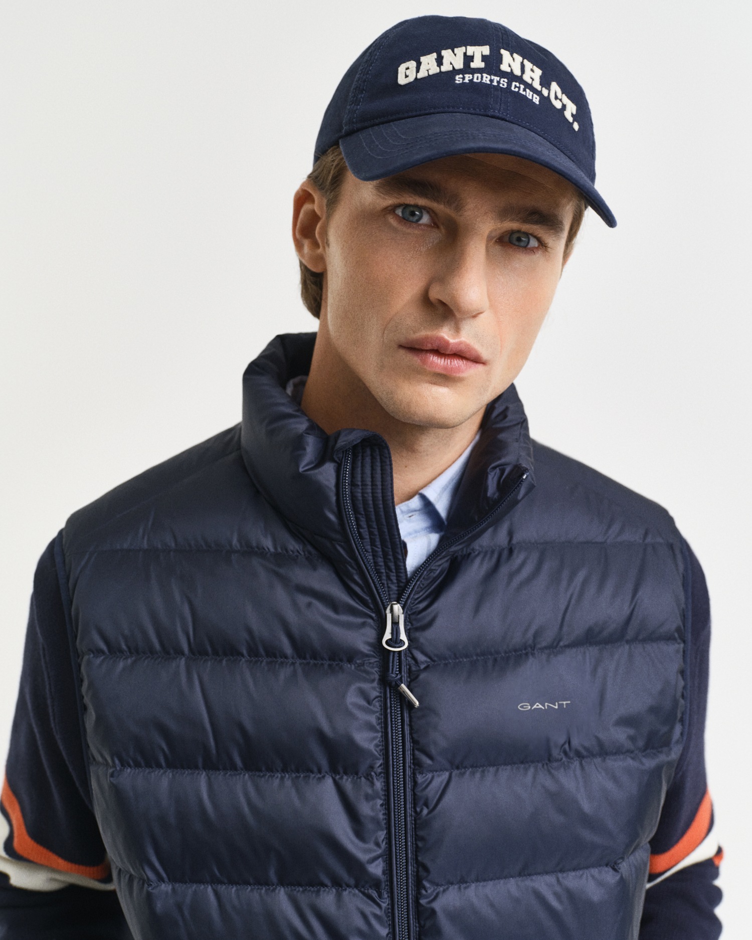 Gant Steppweste »LIGHT DOWN VEST«, Stehkragen, leicht, 2-Wege Reißverschluss