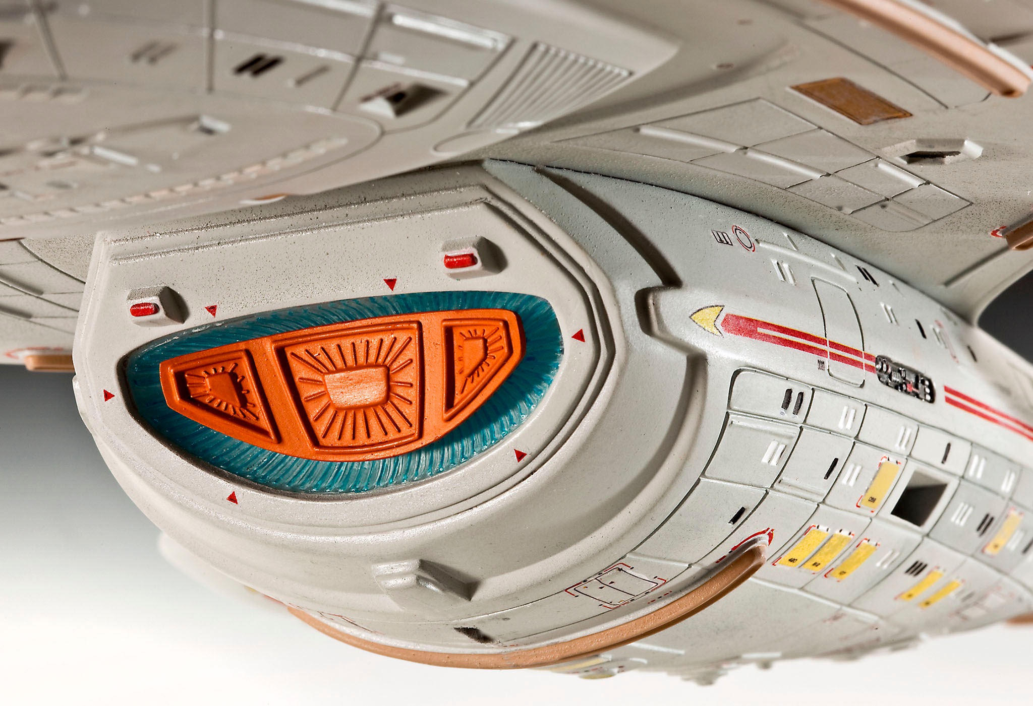 Revell® Modellbausatz »U.S.S. Voyager, Star Trek«, 1:670, Made in Europe