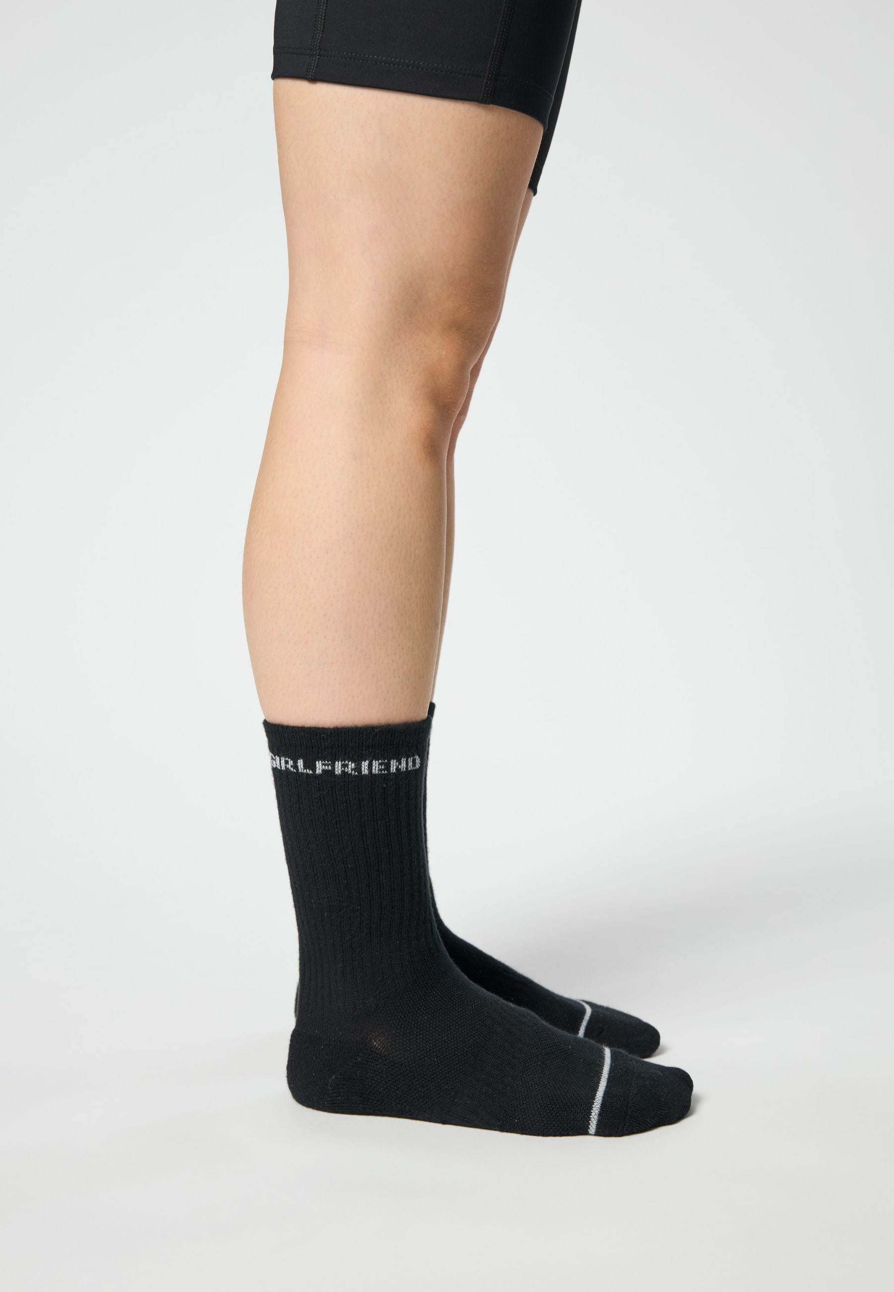 GIRLFRIEND COLLECTIVE Tennissocken »Girlfriend Collective 3-Pack Girlfriend Crew Sock«
