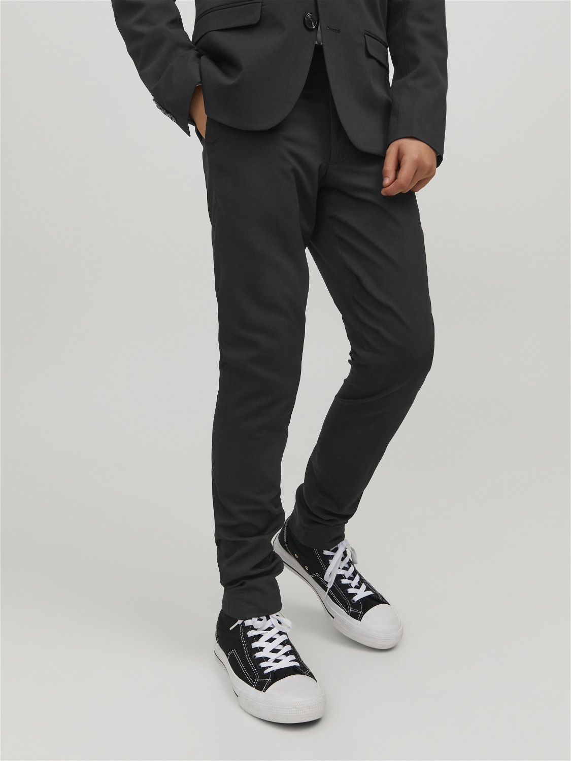 Jungen Anzughose "JPRSOLAR elastisch, pflegeleicht, komfortabel", schwarz, Gr. 176, JACK & JONES JUNIOR, unifarben, Web, Obermaterial: 78% Polyester,