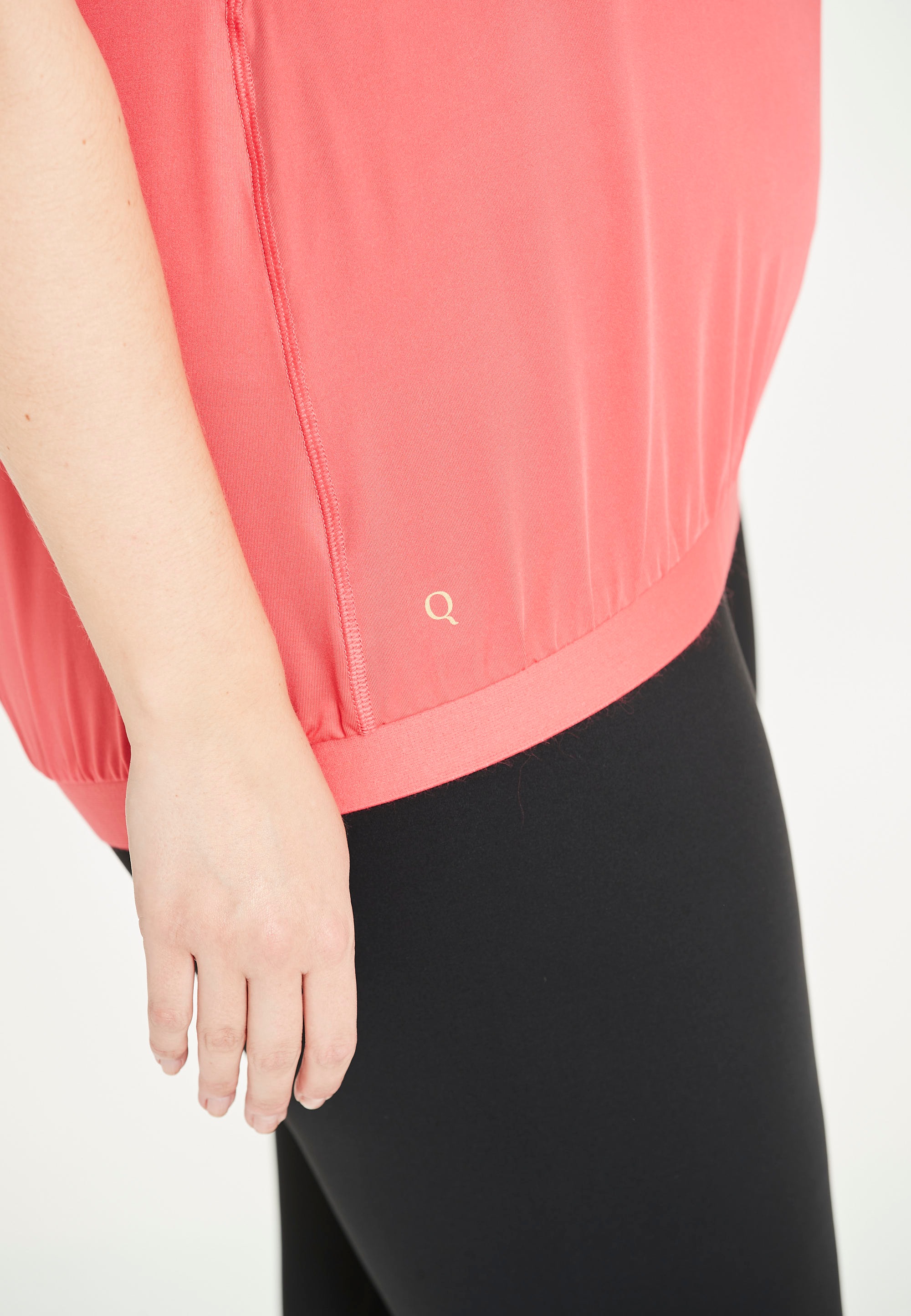 Q by Endurance Funktionsshirt »NELLA W SS«, mit schnell trocknender QUICK DRY-Technologie