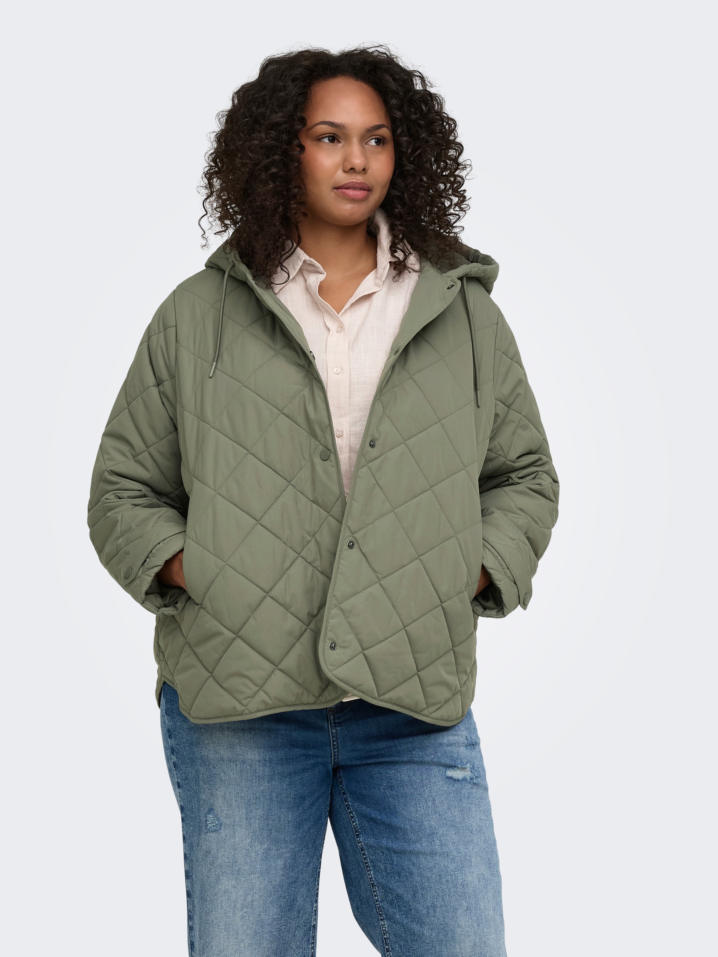 ONLY CARMAKOMA Steppjacke »CARJULIET QUILTED HOOD JACKET NOOS« mit Kapuze Kunstfaser, normal geschnitten
