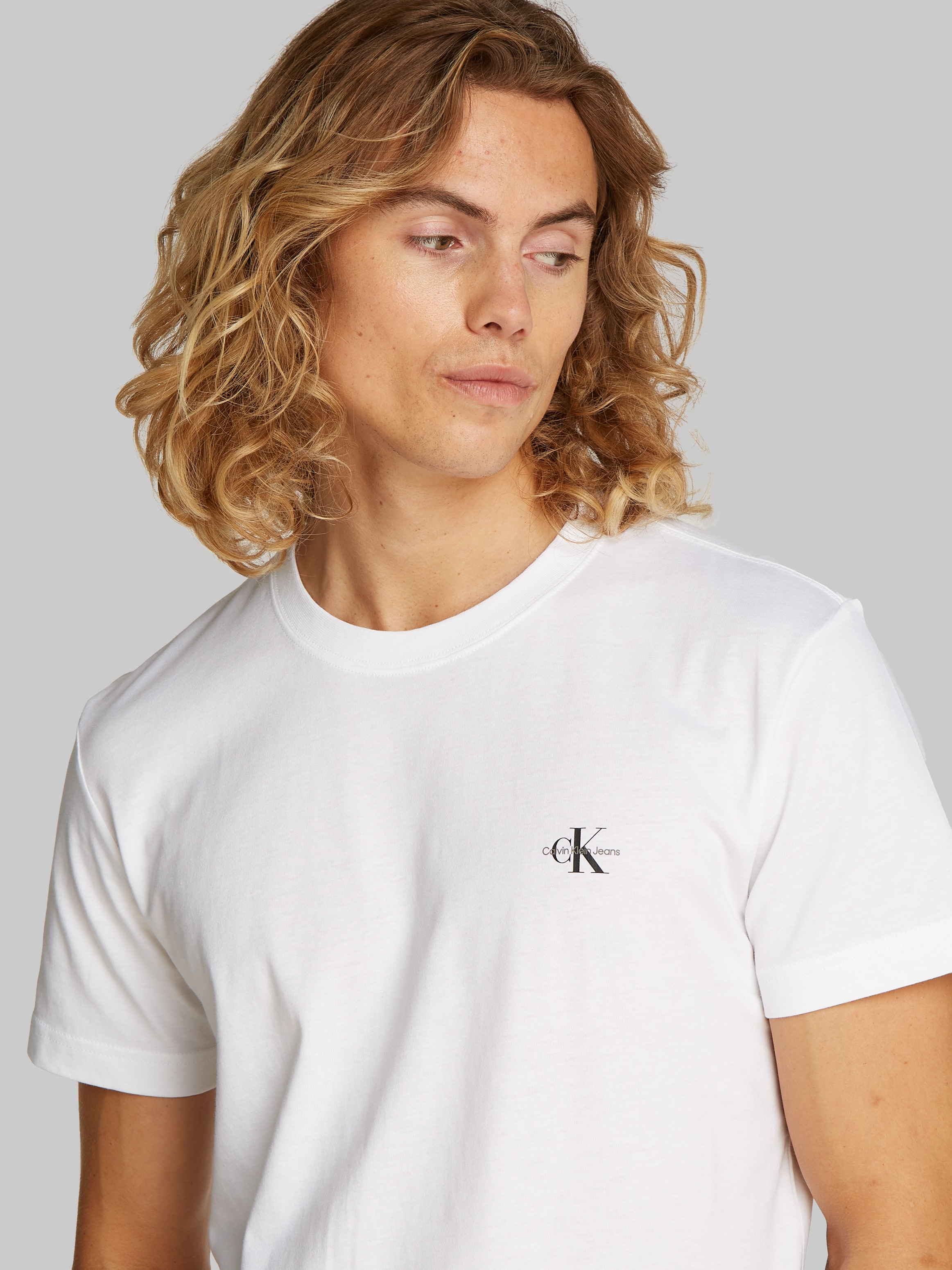 Calvin Klein Jeans T-Shirt »2 PACK MONOLOGO T-SHIRT«, (Packung, 2er-Pack), mit Rundhalsausschnitt