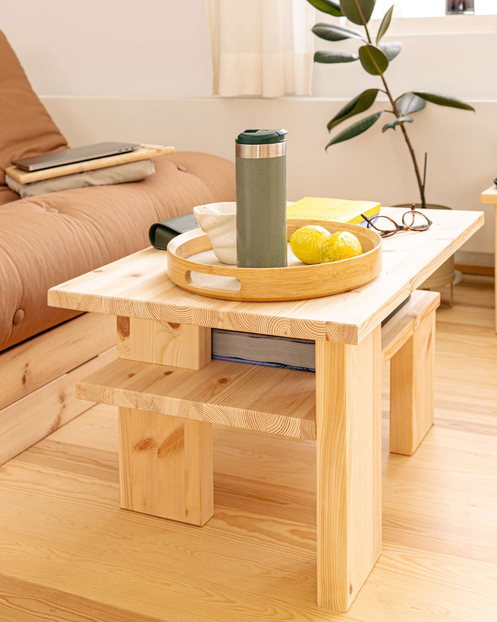 Karup Design Couchtisch »Japan Kaffeetisch kompakt, stilvoll, funktional, Made in Europe«, vielseitig einsetzbar, aus massivem FSC®-zertifiziertes Massivholz