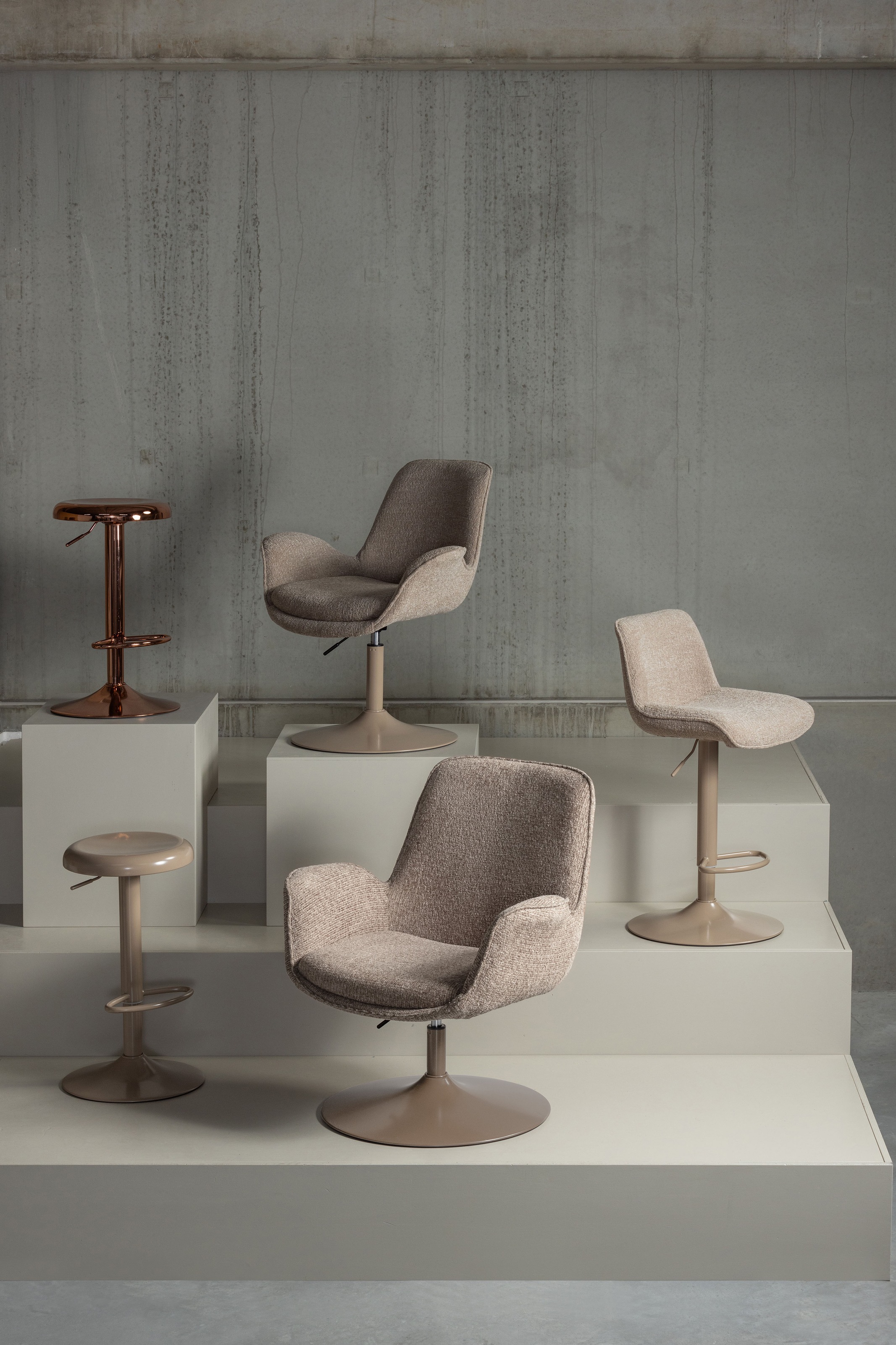 WOOOD Barhocker »Marten höhenverstellbar und drehbar mit Metallgestell 45 x 50 x 110 cm« Gewebter Bezug, Sehr hohe Verschleißfestigkeit, Tragkraft 120 kg