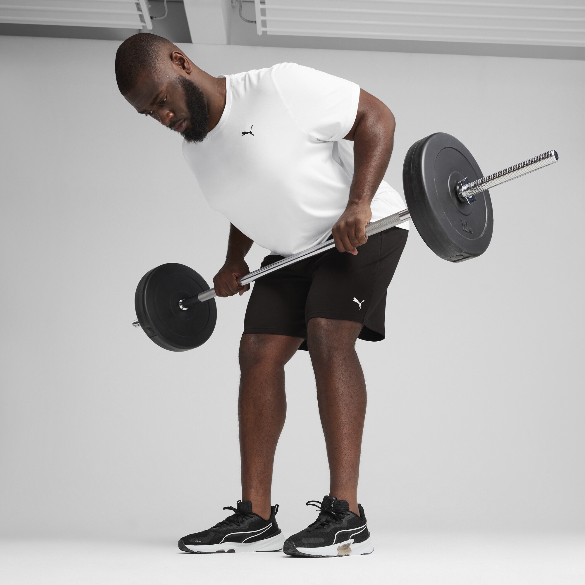 PUMA Trainingsshirt »TAD ESSENTIALS Einfarbiges T-Shirt mit Cat Logo Herren«