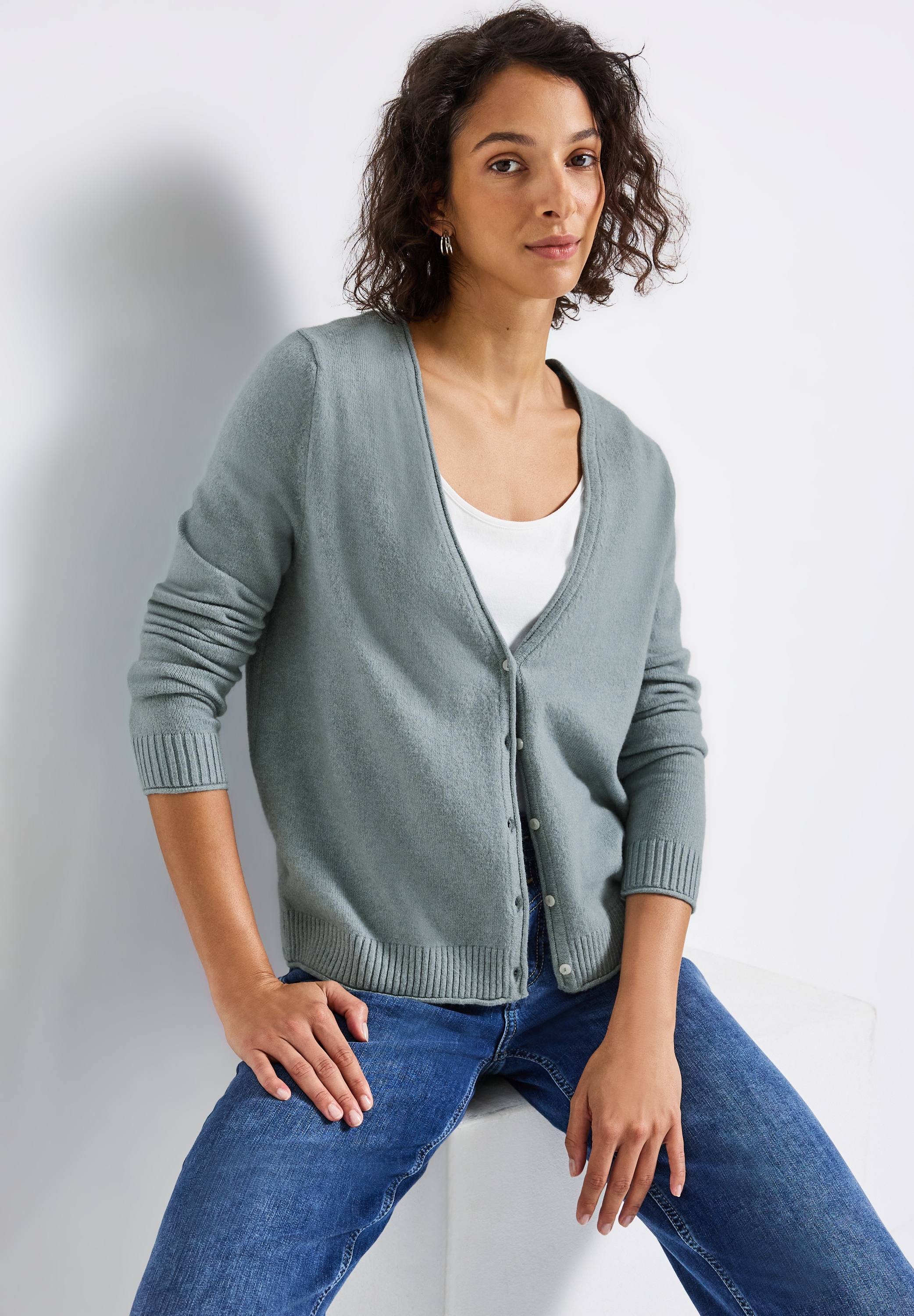 STREET ONE Cardigan, mit V-Ausschnitt