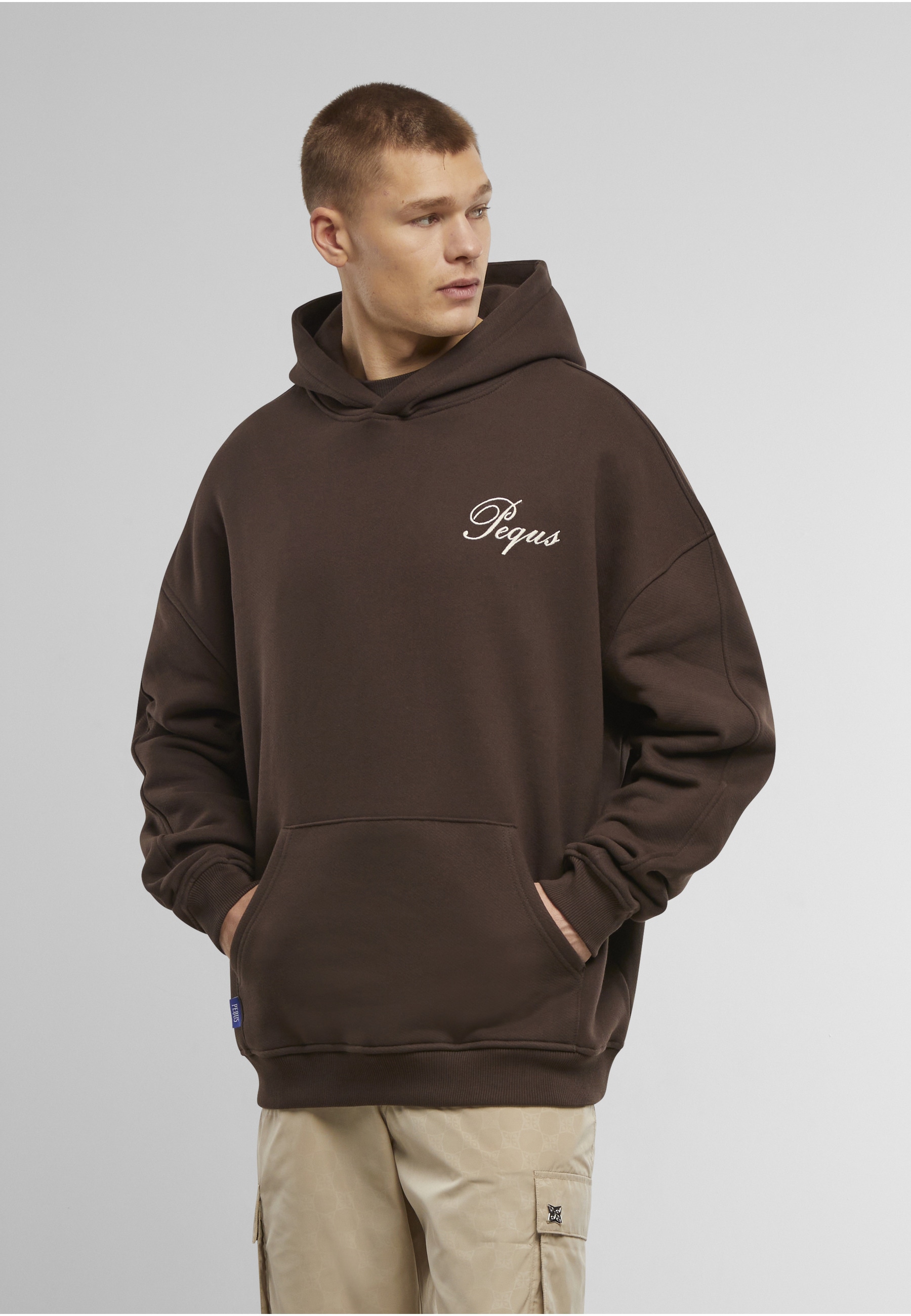 PEQUS Kapuzenpullover »PEQUS PEQUS Handwritten Logo Hoodie« 1 Stk.