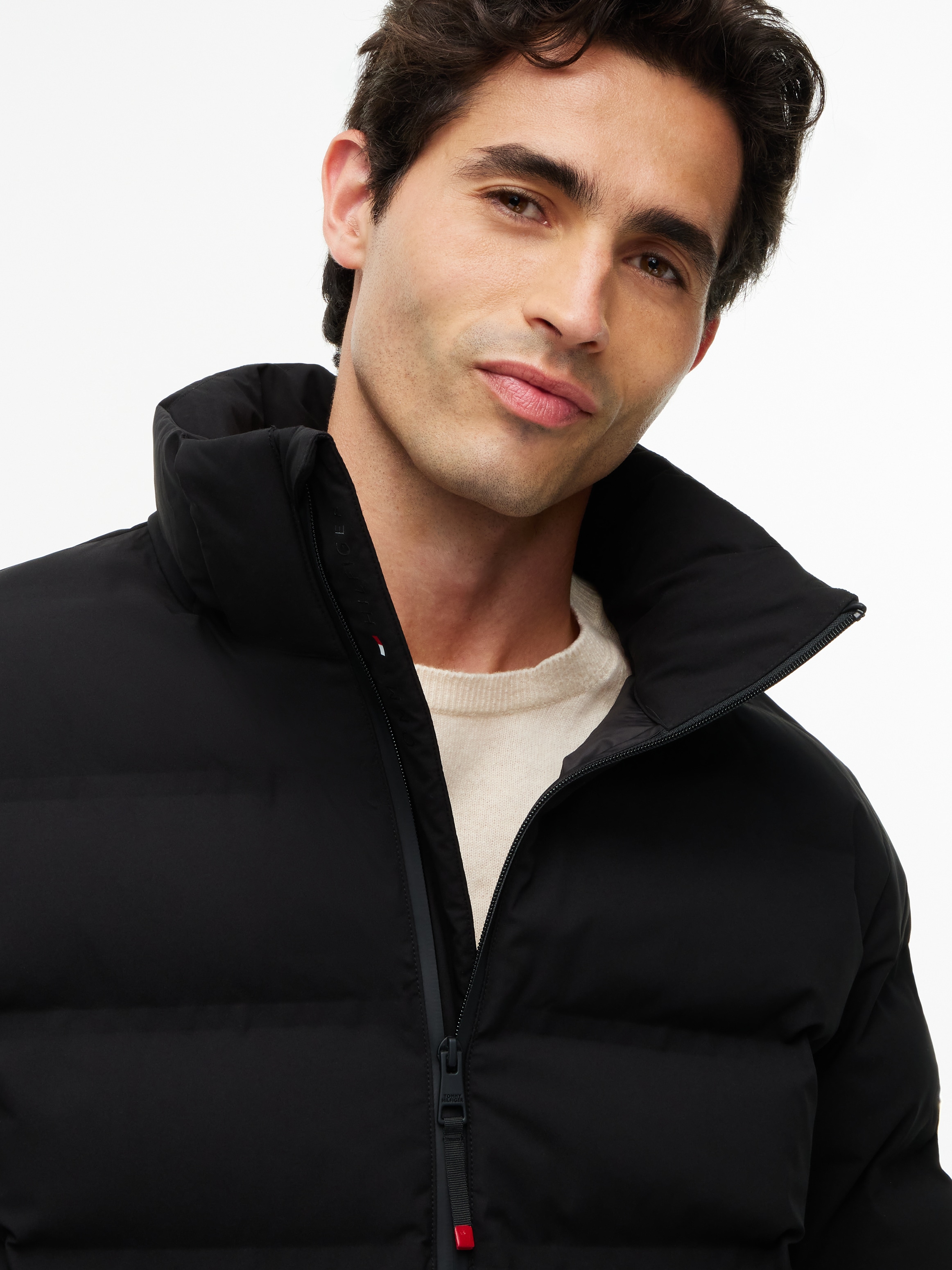 Tommy Hilfiger Steppjacke »TECH HEAT SEALED JACKET« mit Kapuze wärmeversiegelt, Winter, 2-Wege-Reißverschluss