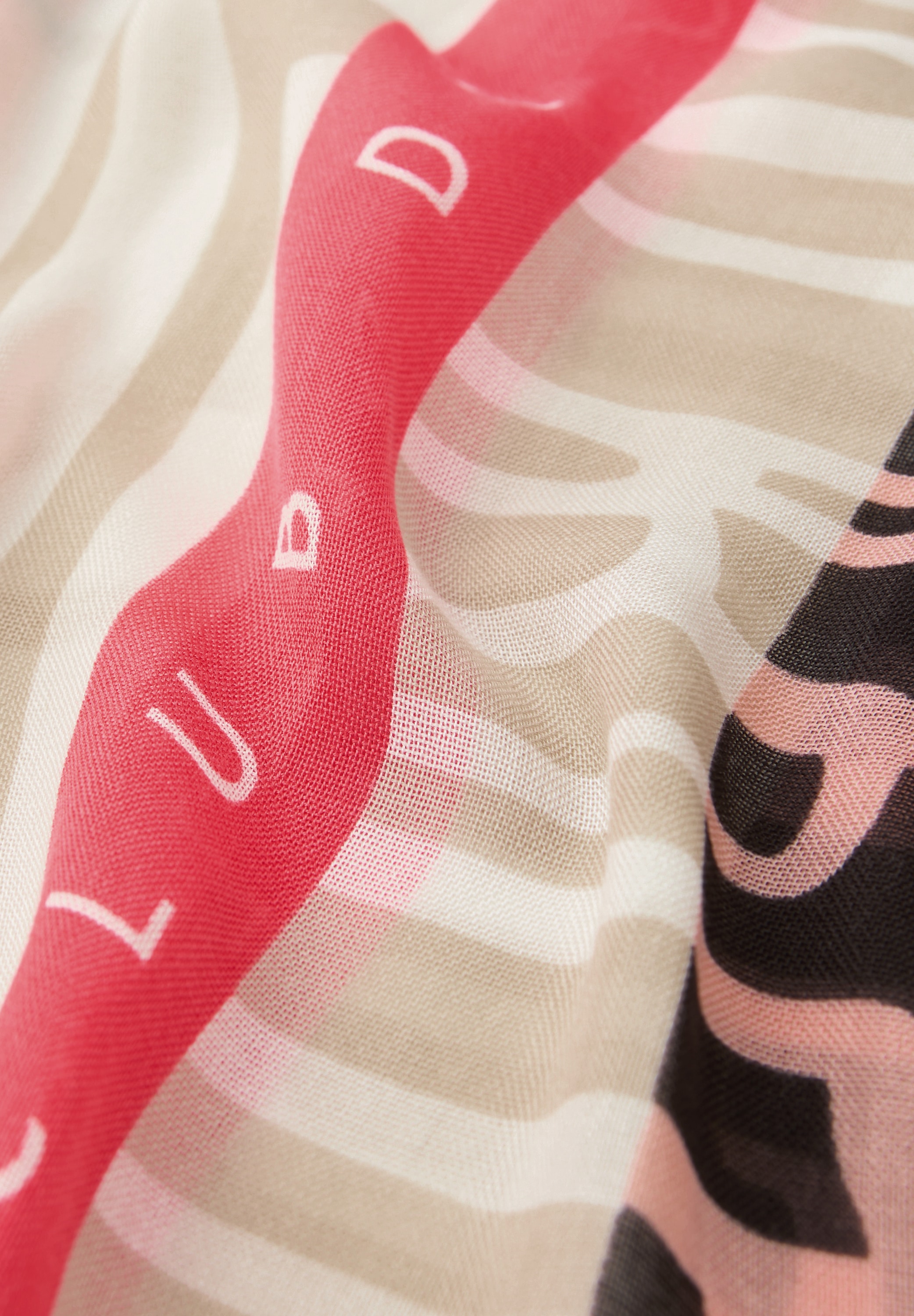 STREET ONE Loop mit grafischem Muster