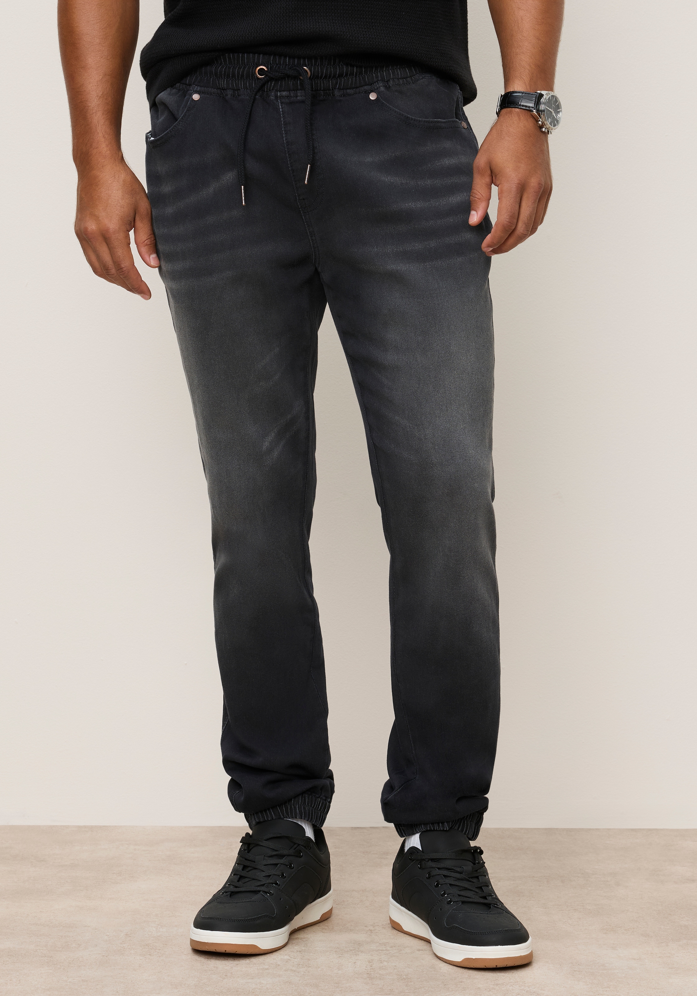 Bruno Banani Jogg Pants "comfort fit" mit Kordelzug, normale Leibhöhe, lange Schnittform, in 32 und 34 Inch