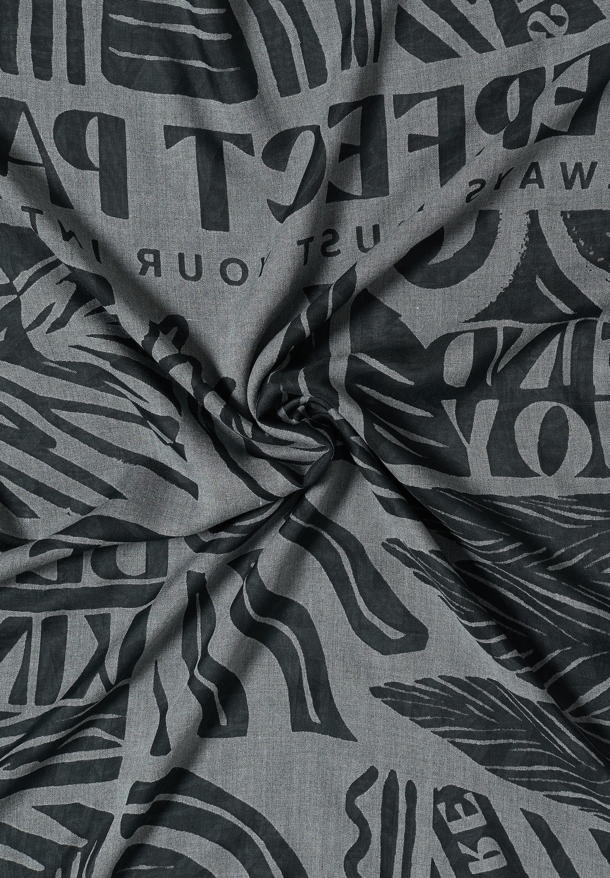 Cecil Loop softer Materialmix