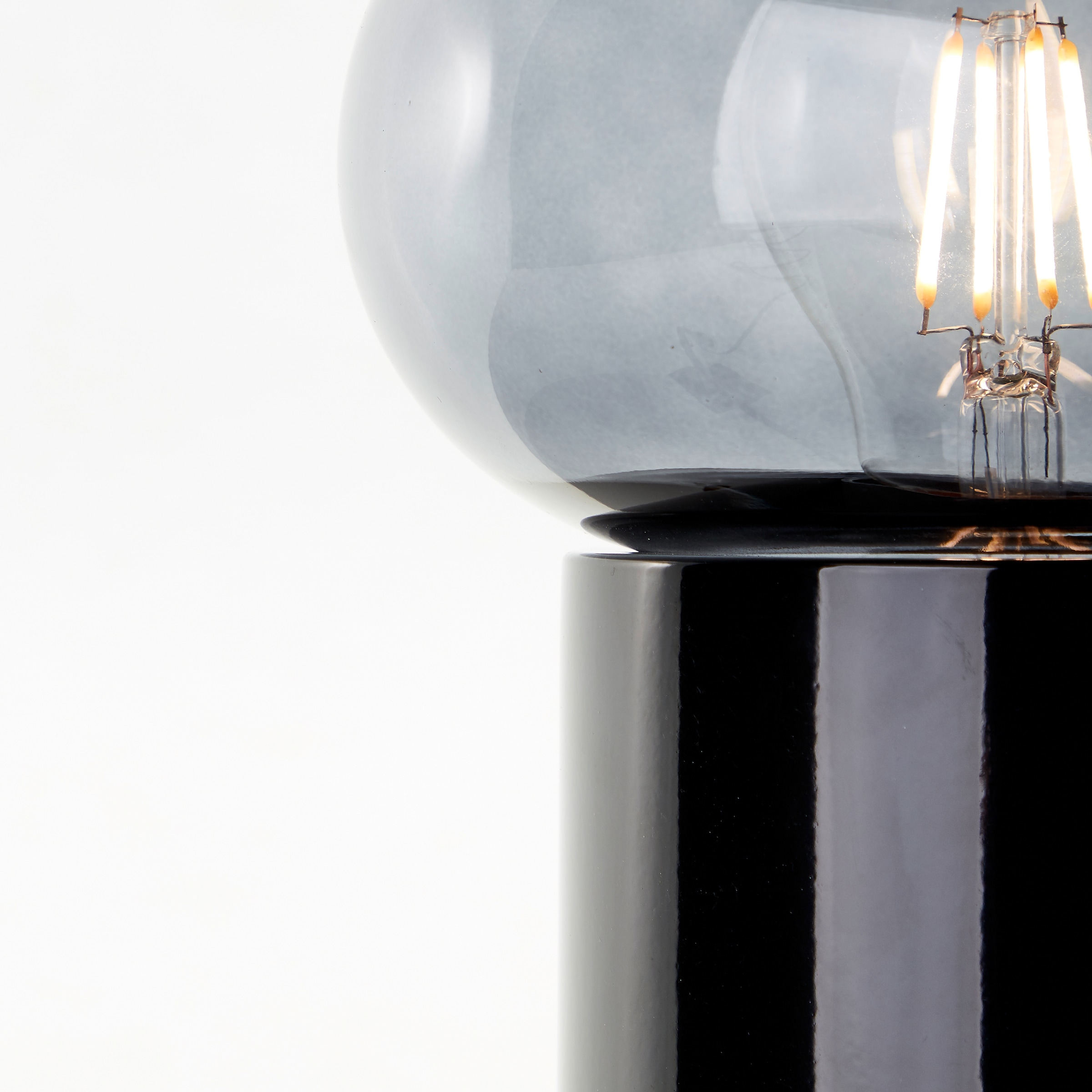 Brilliant Tischleuchte »Knut«, 1 flammig, Leuchtmittel E27 | ohne Leuchtmittel, mit Rauchglas, 22 cm Höhe, E27, schwarz matt