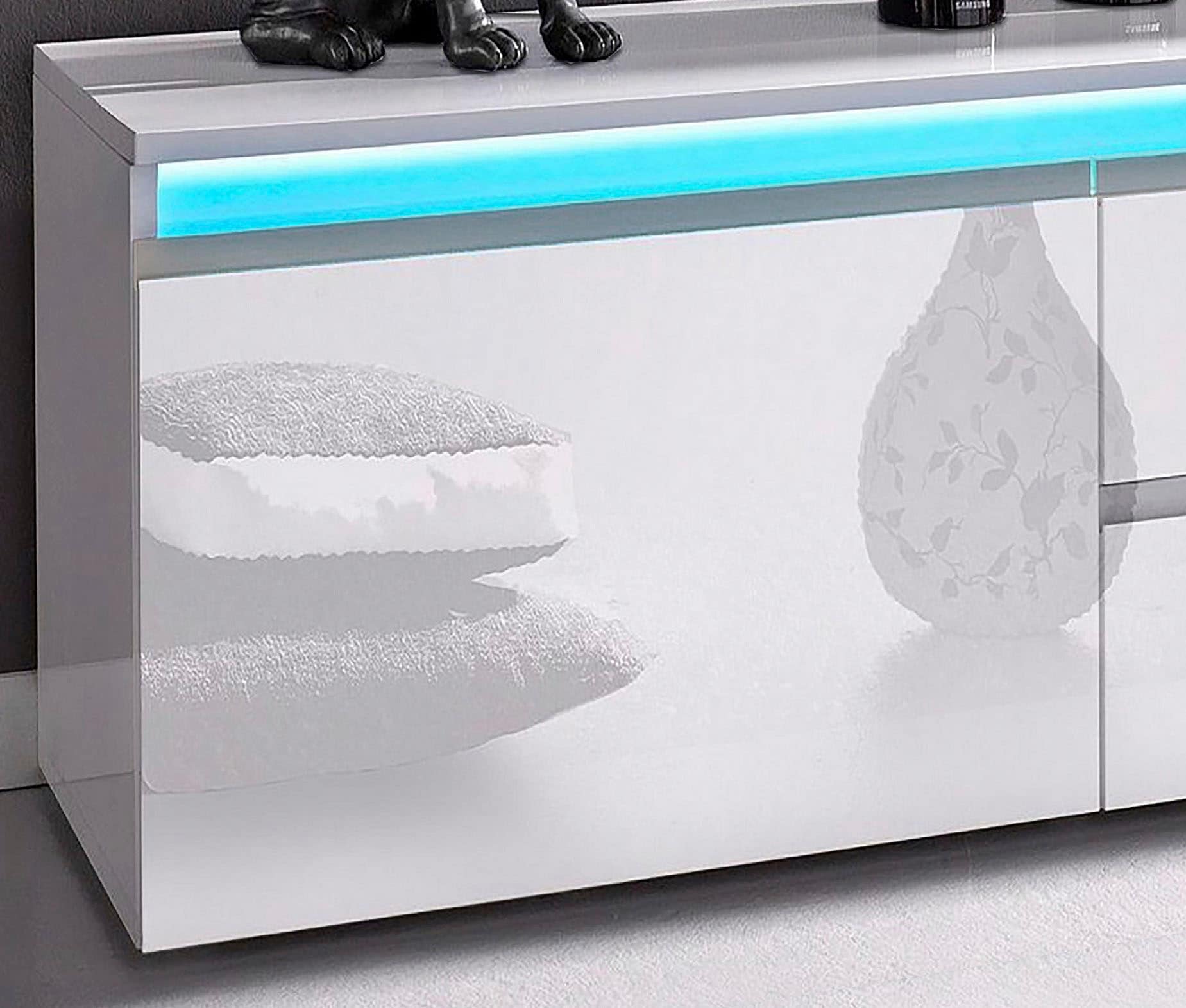 Home affaire Lowboard »Magic,Lowboard,TV-Kommode,TV-Möbel,TV-Bank« Hochglanzlackiert, Alugriff, 2 Türen, 2 Schubkästen,B/T/H 240×40×55 cm