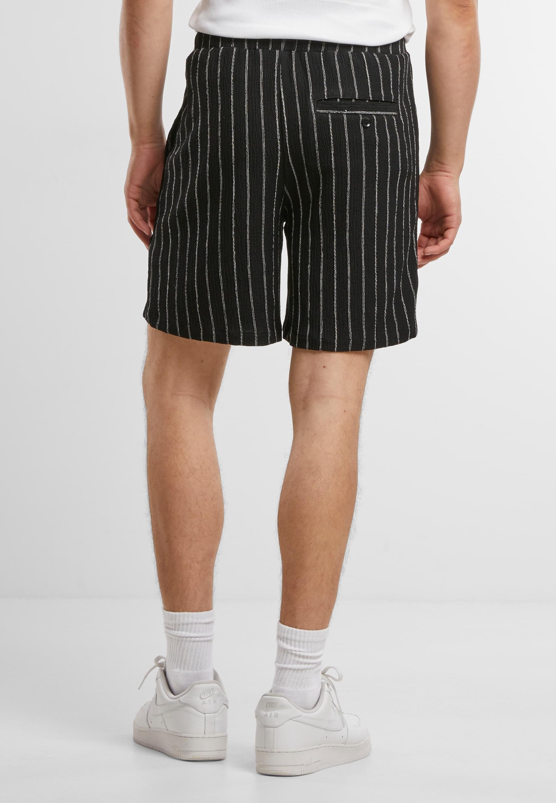 URBAN CLASSICS Shorts »Urban Classics Striped Crinkle Resort Shorts«, (1 tlg.)