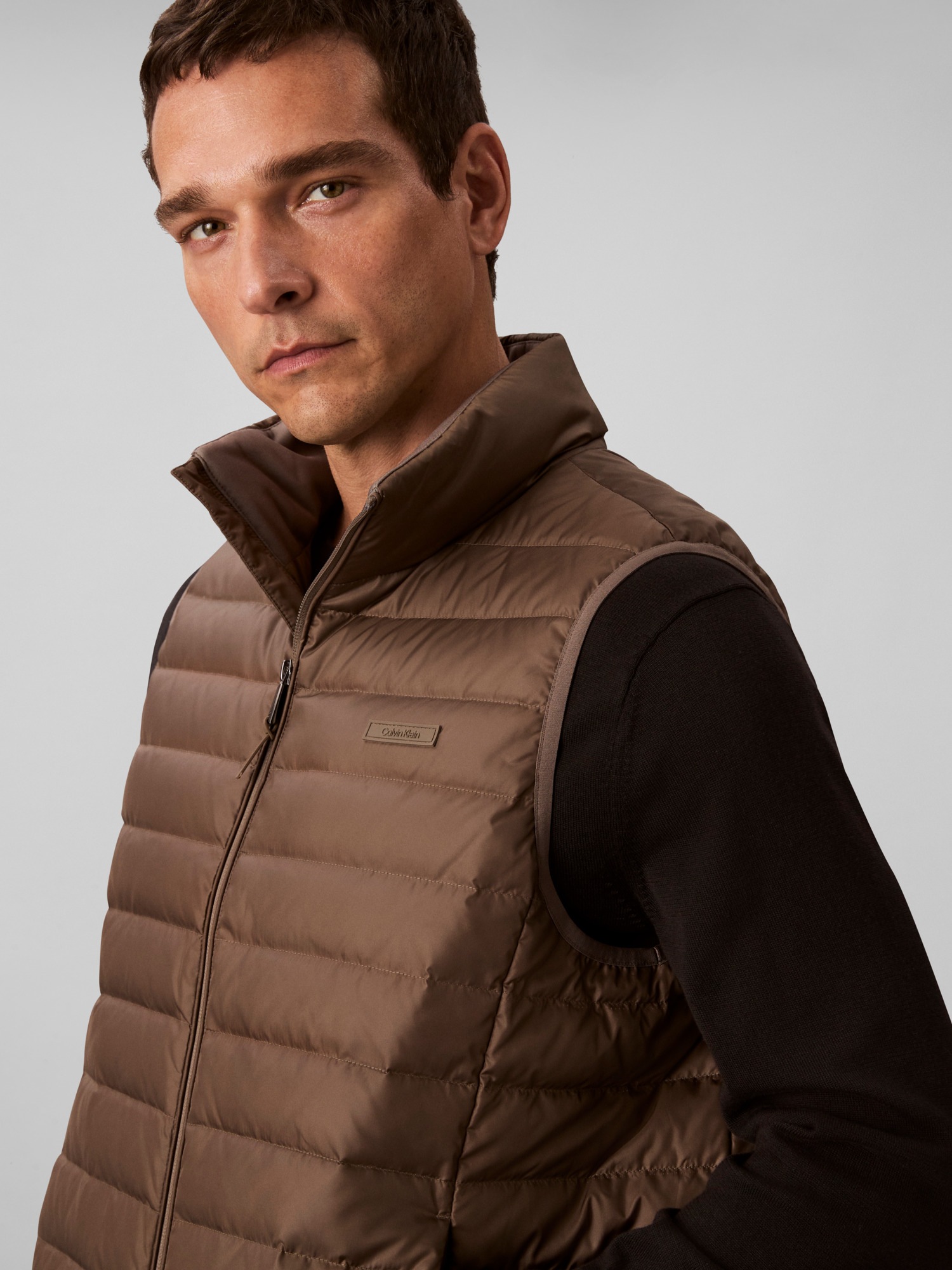 Calvin Klein SLVLSS LT WT Nylon Puffer Vest Brown XXL 3